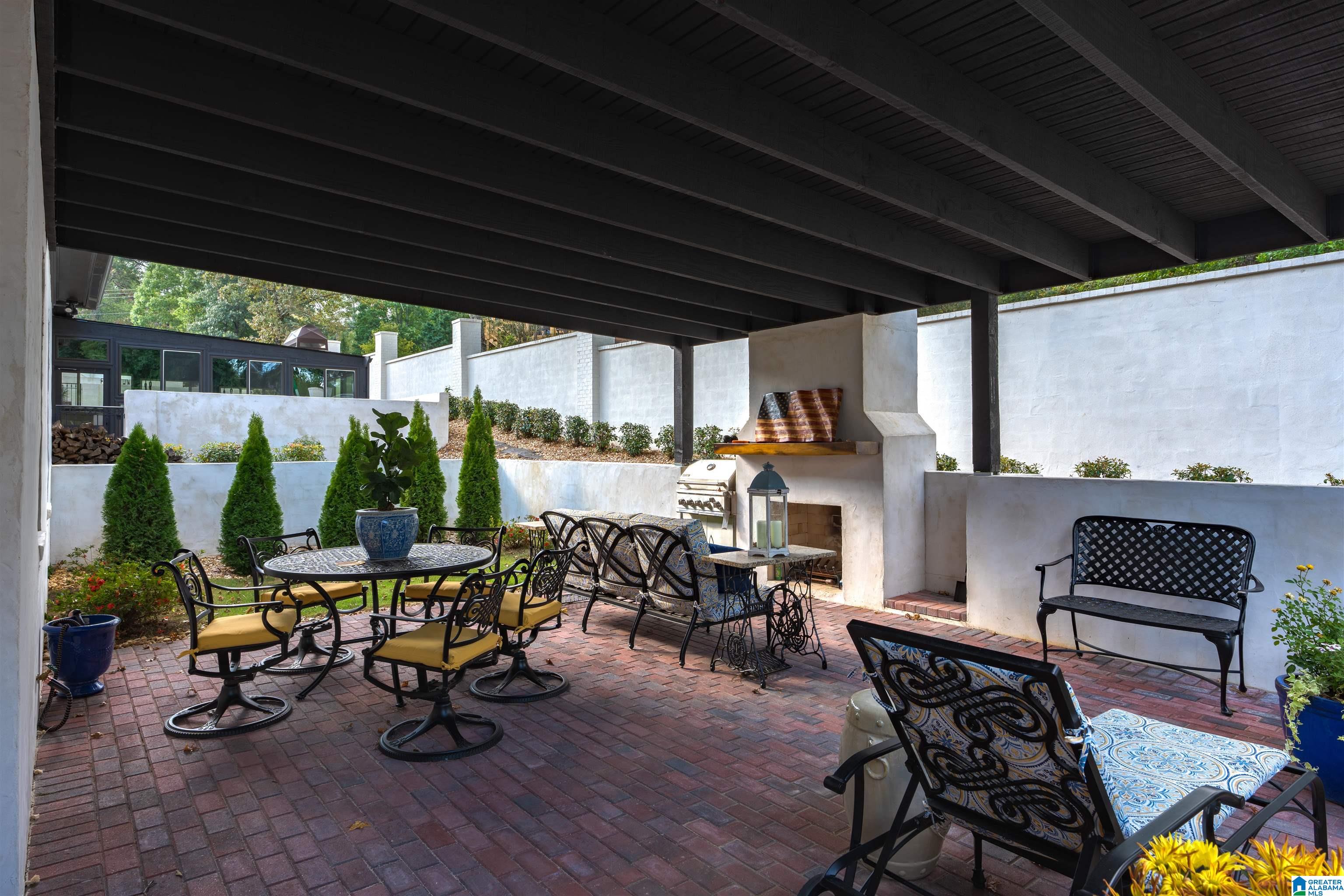 3781 Villa Drive
