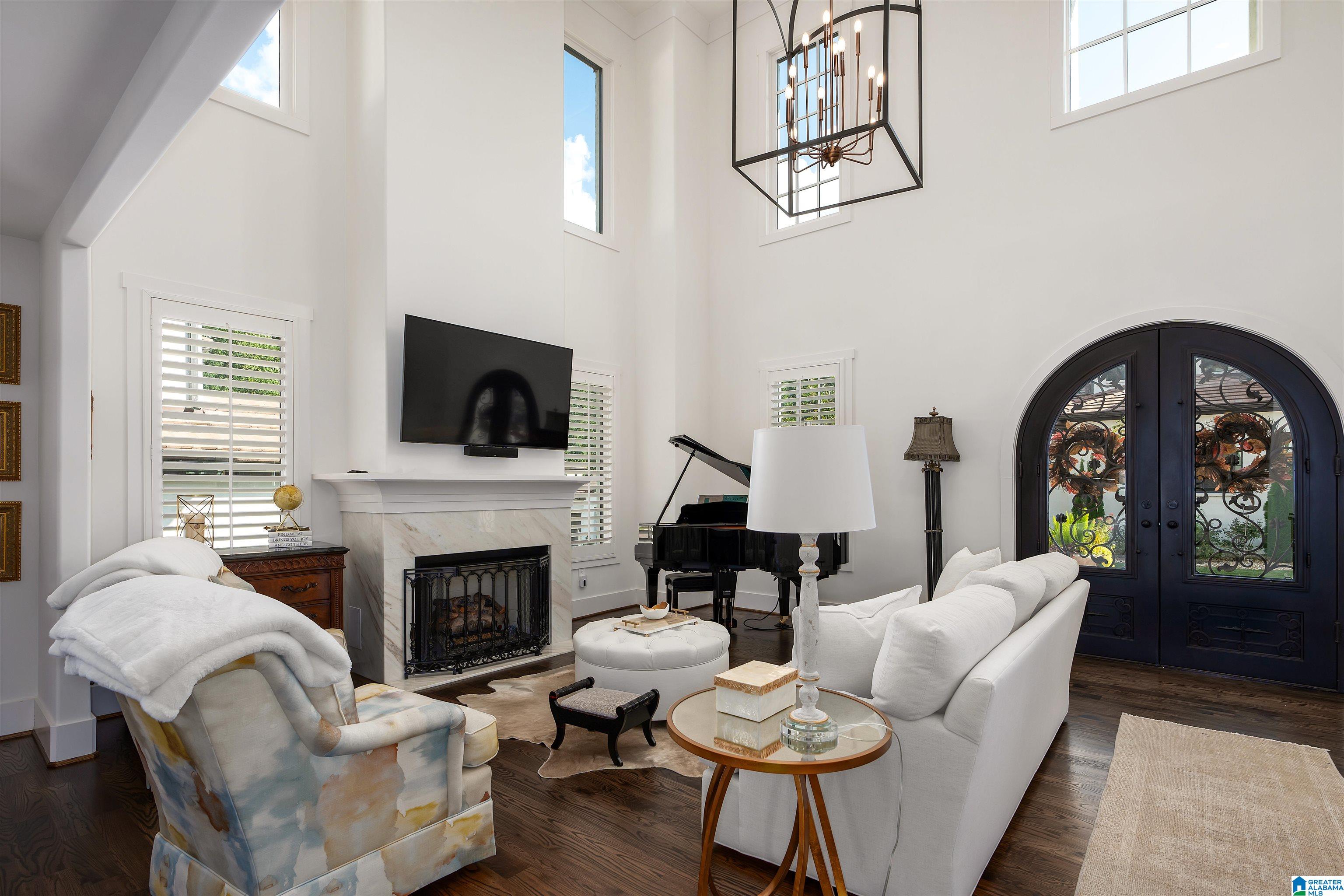 3781 Villa Drive