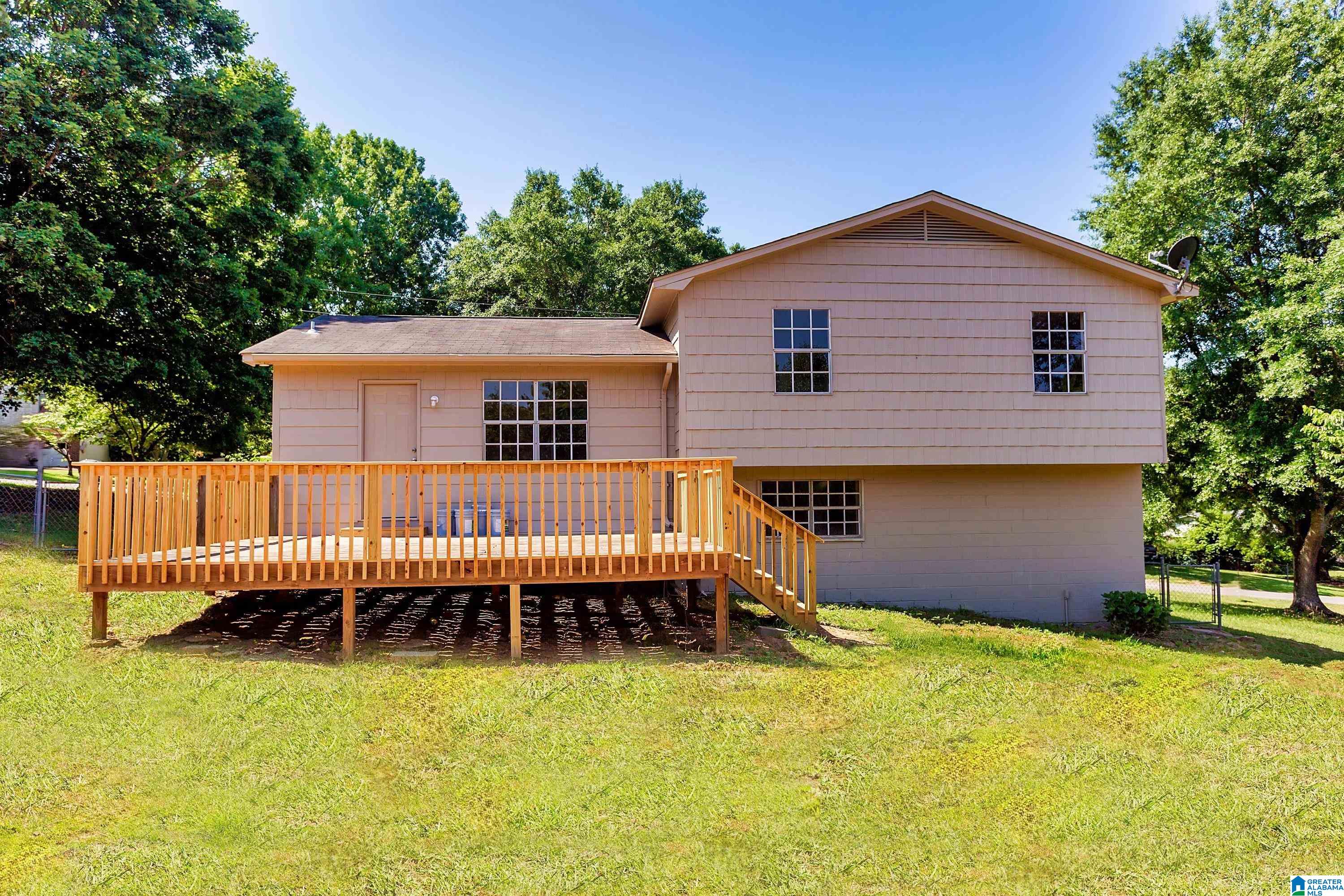 8328 COUNTRY CIRCLE