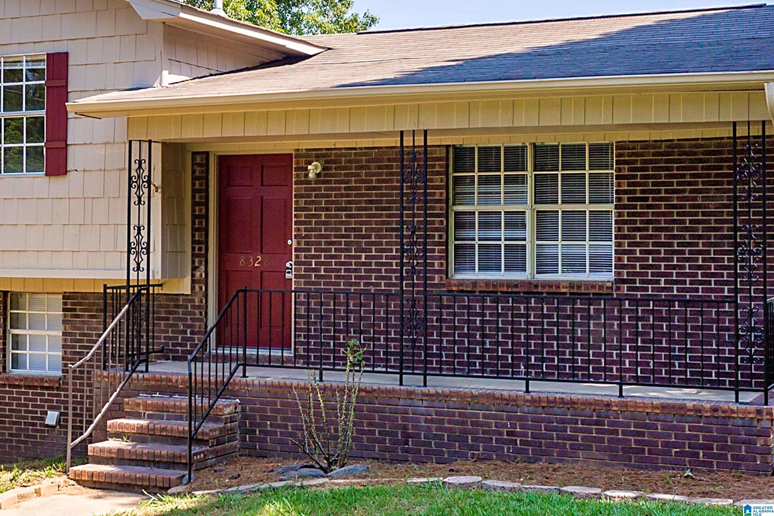 8328 COUNTRY CIRCLE