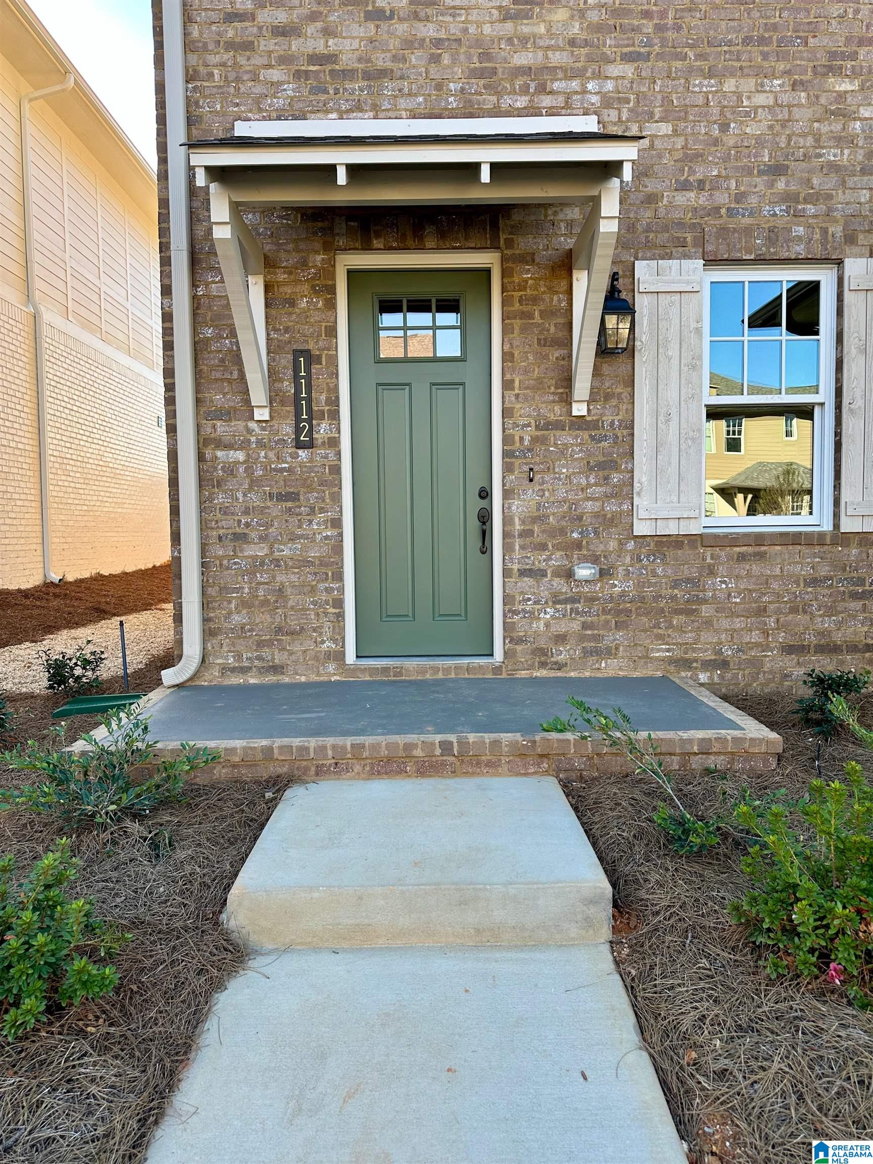 1112 WINDSOR SQUARE Hoover, Alabama, United States Luxury Home Rental