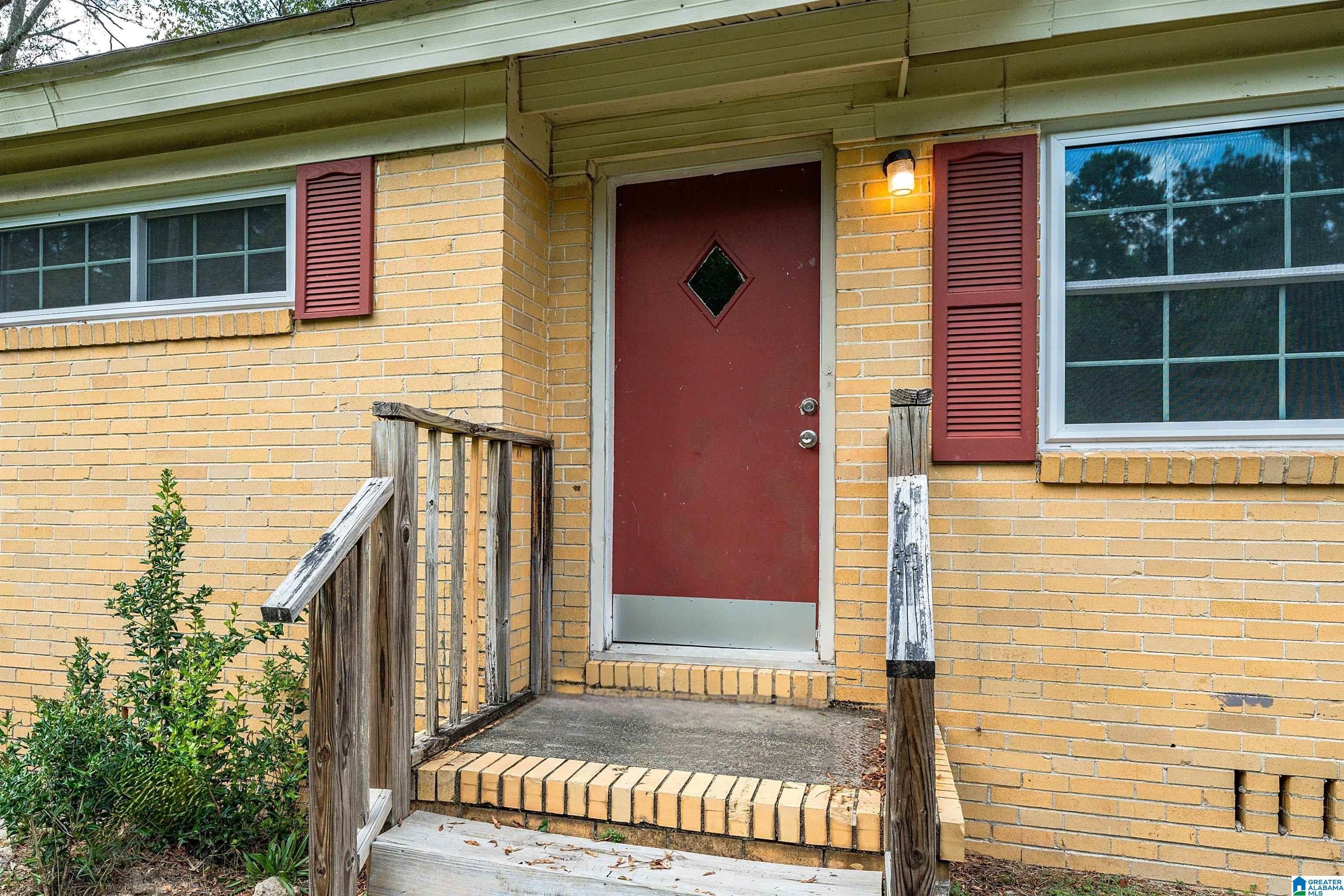 448 BURGUNDY ROAD