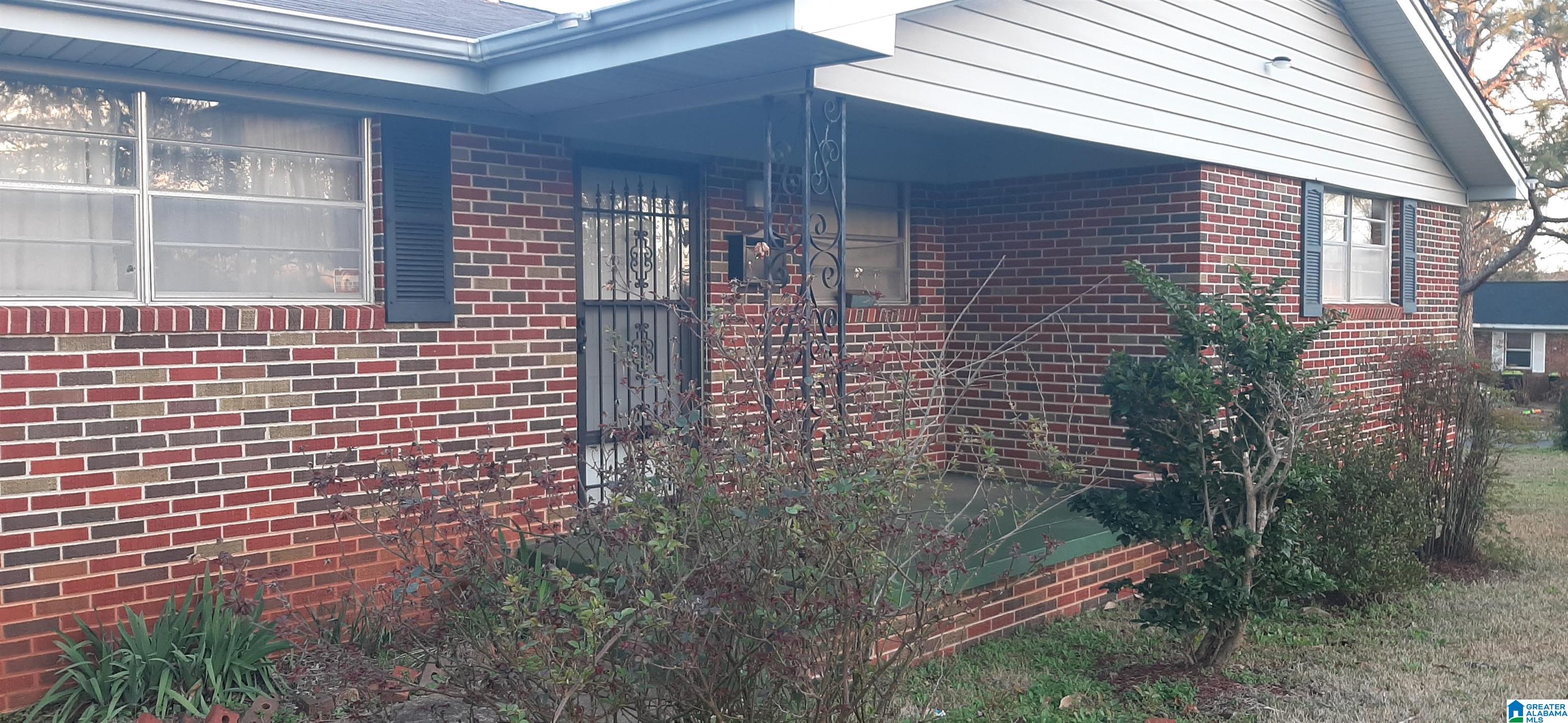 Homes for sale in Sylacauga, AL | 801 Crestline Avenue, Sylacauga, AL 35150 | MLS# 21401390