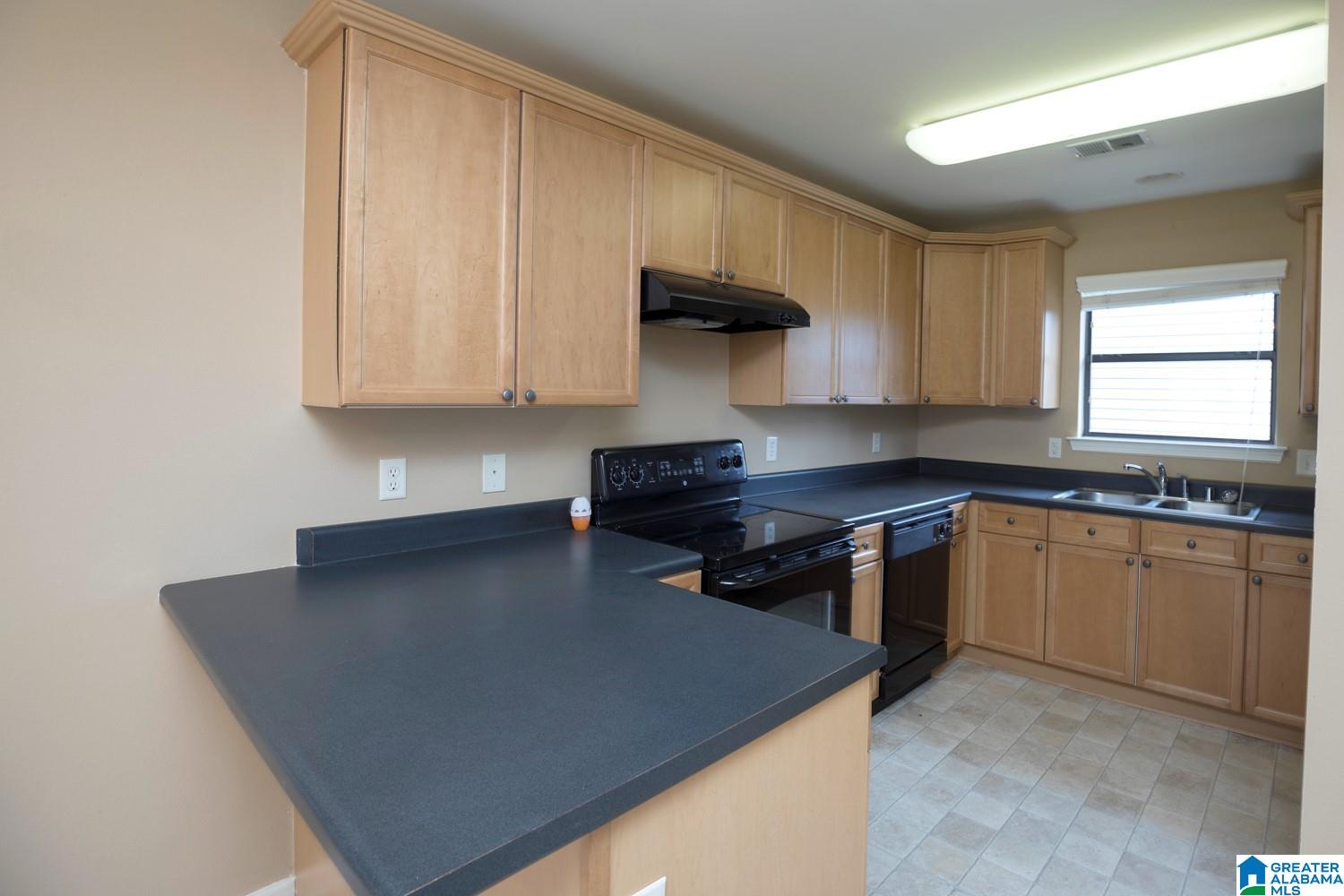 3157 PINECREEK LOOP
