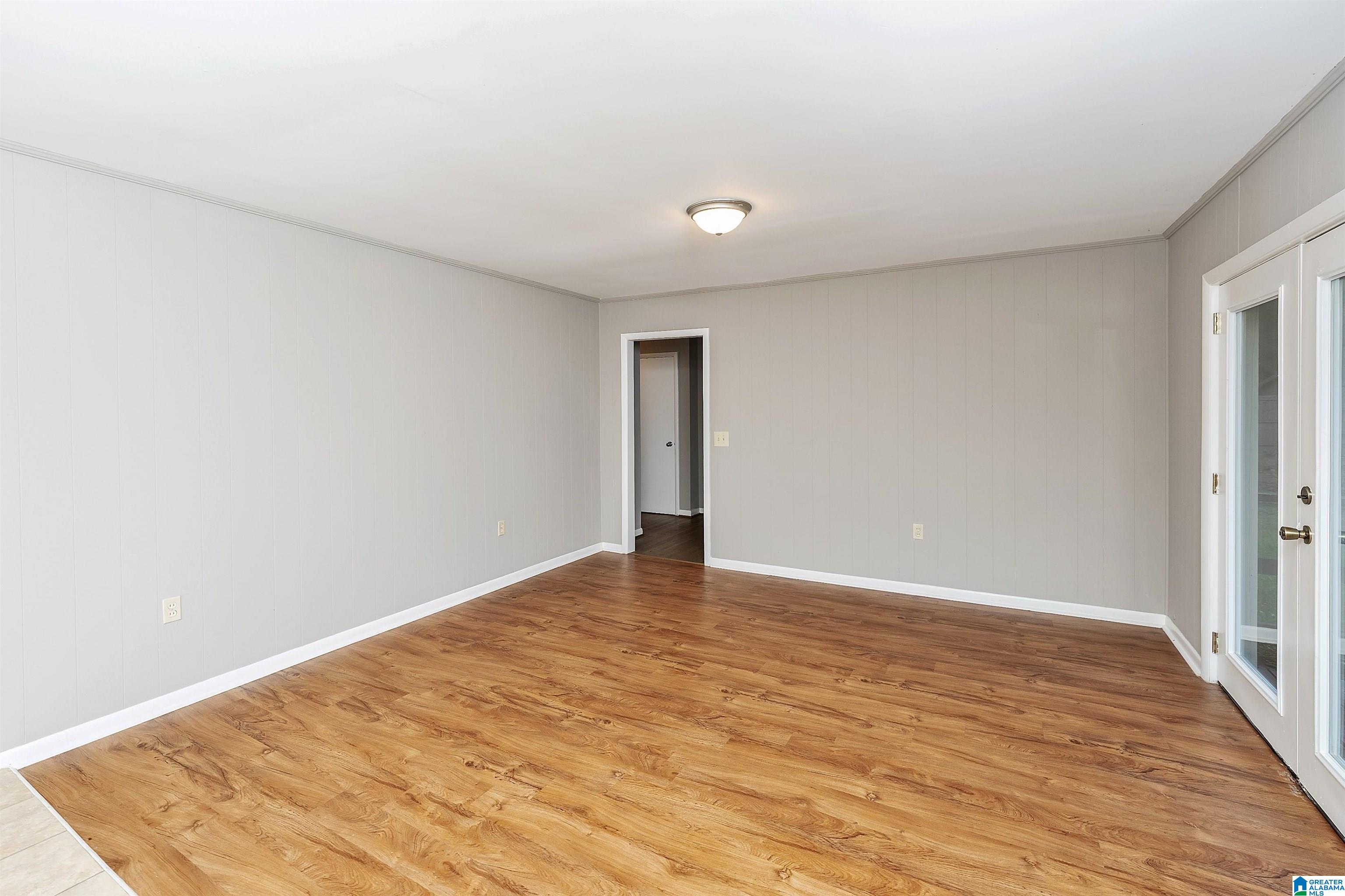 256 GRAINGER DRIVE