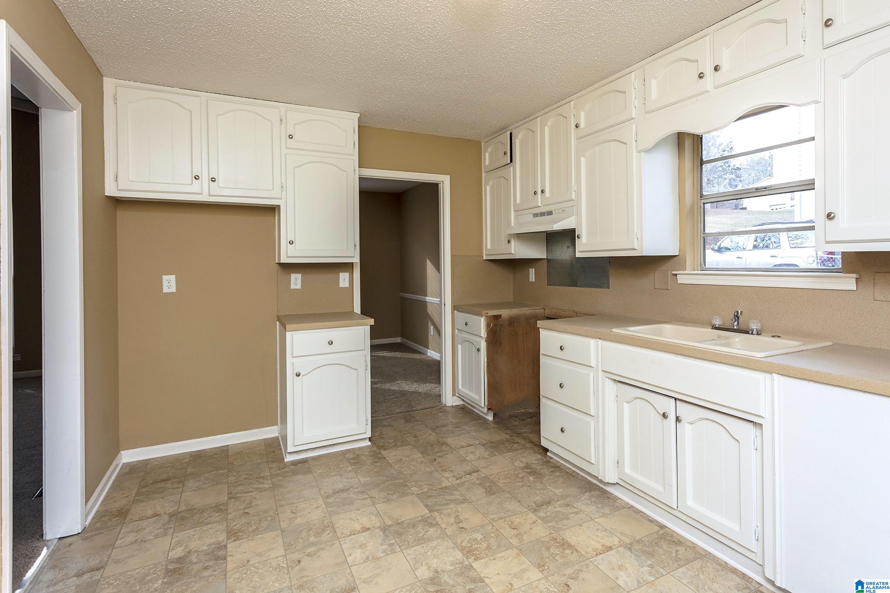 2305 9th Place NW