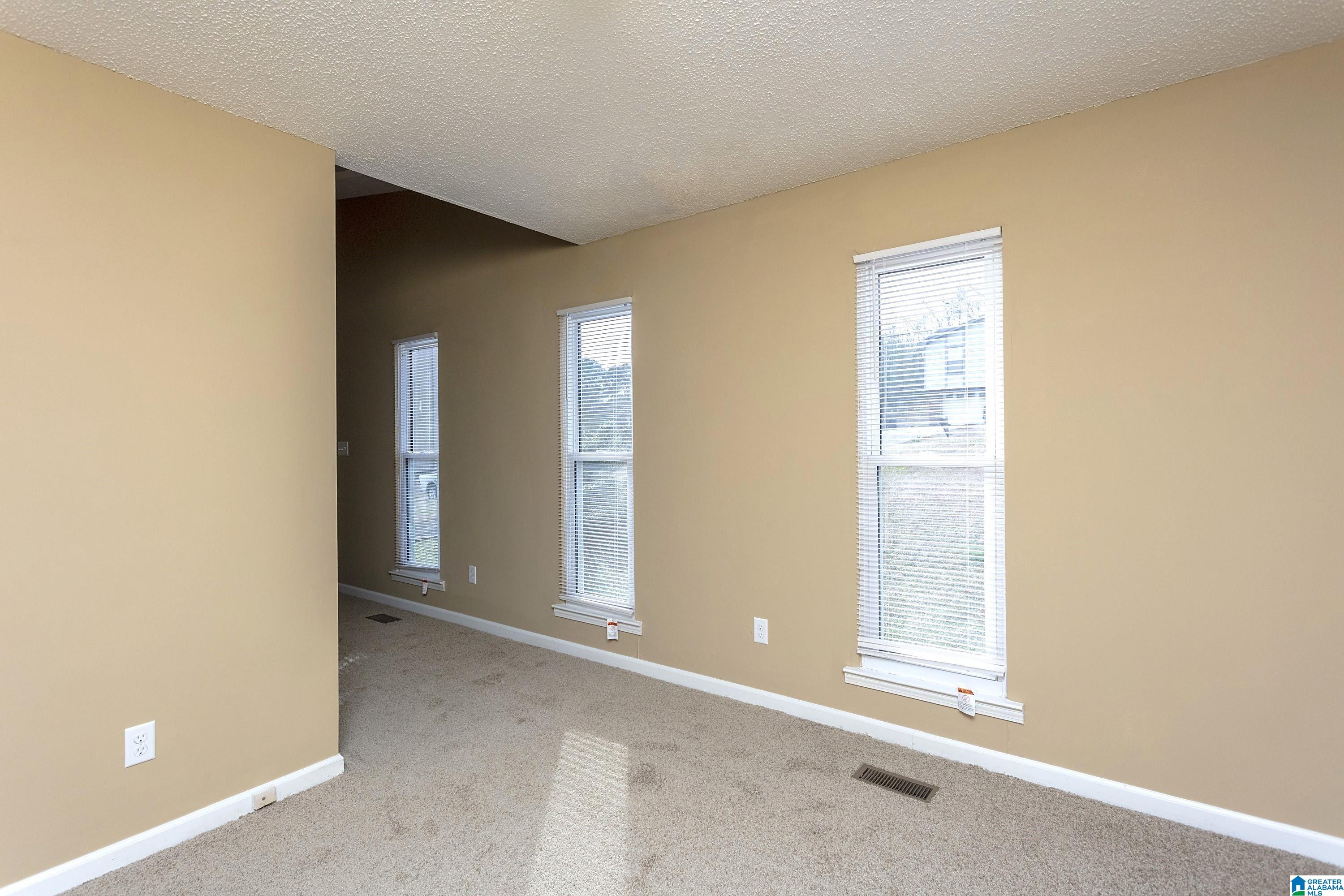 2305 9th Place NW