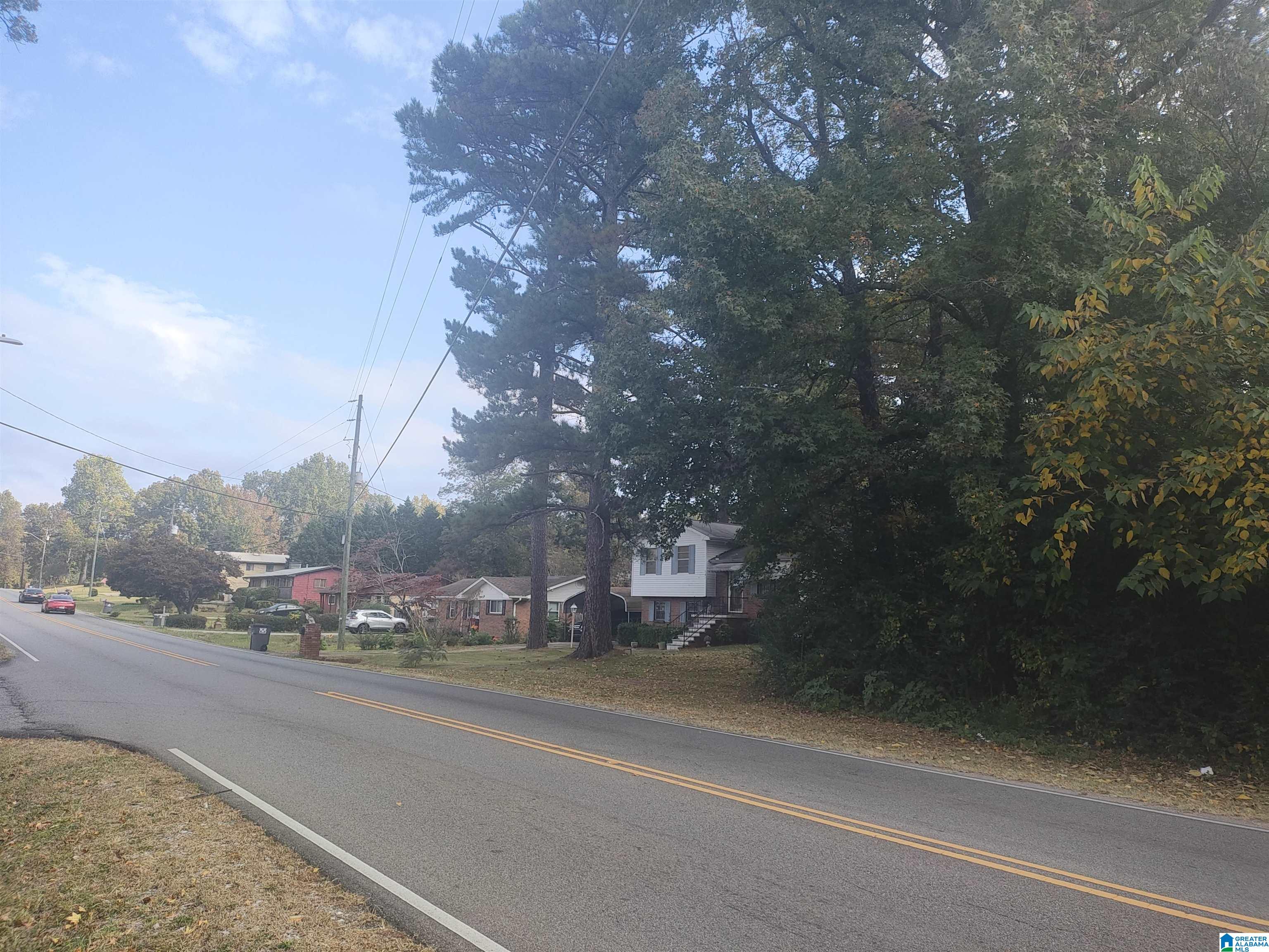 Homes for sale in Hueytown, AL | 435 Forest Road, Hueytown, AL 35023 | MLS# 21404270