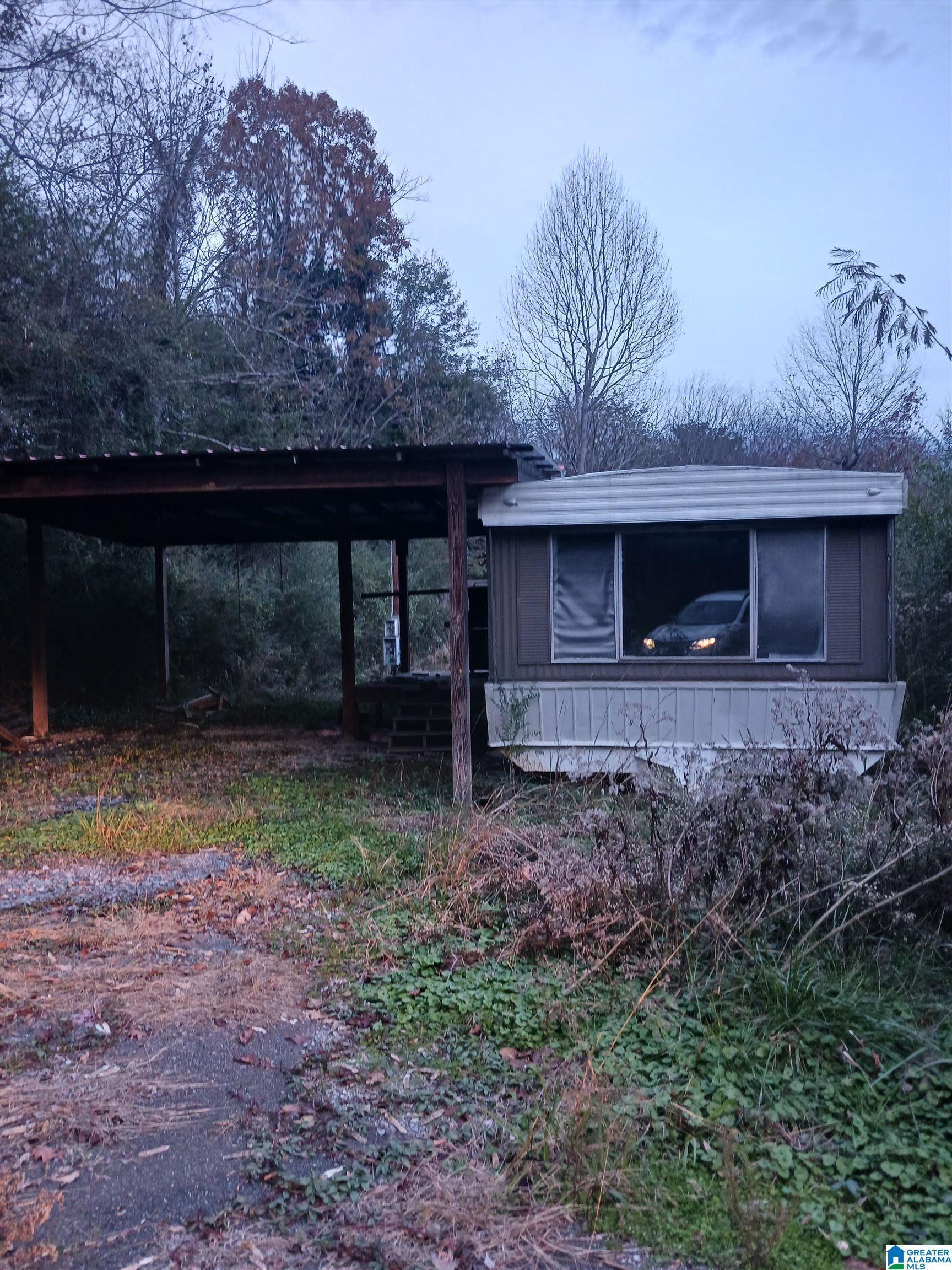 Homes for sale in Graysville, AL | 451 10th Avenue Sw, Graysville, AL 35073 | MLS# 21404339