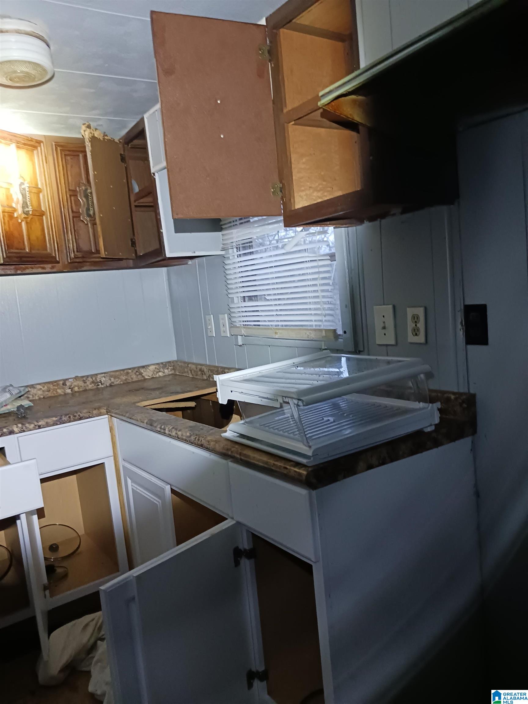 Homes for sale in Graysville, AL | 451 10Th Avenue Sw, Graysville, AL 35073 | MLS# 21404339