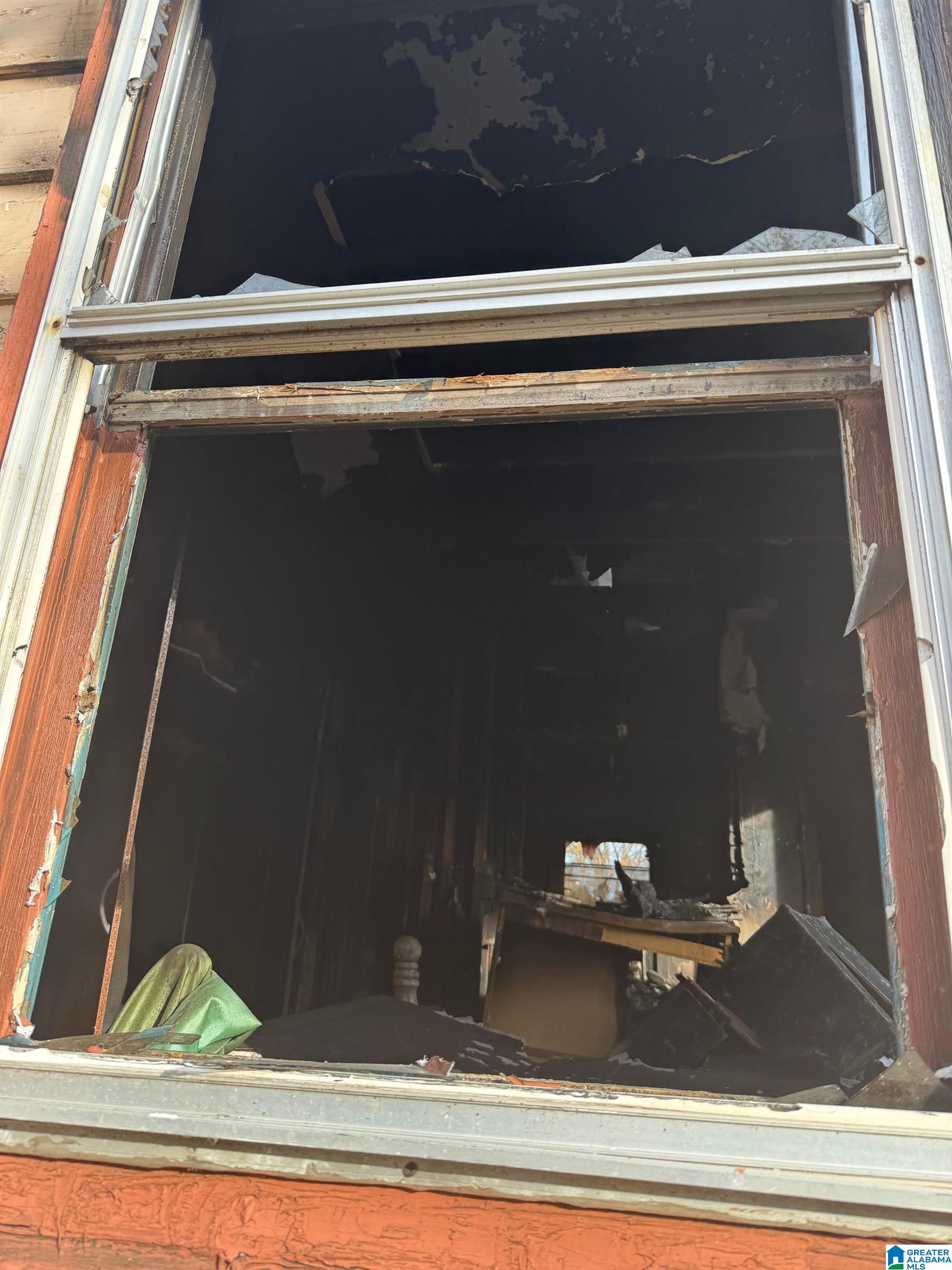 Homes for sale in Anniston, AL | 1629 Parkwin Avenue, Anniston, AL 36201 | MLS# 21404484