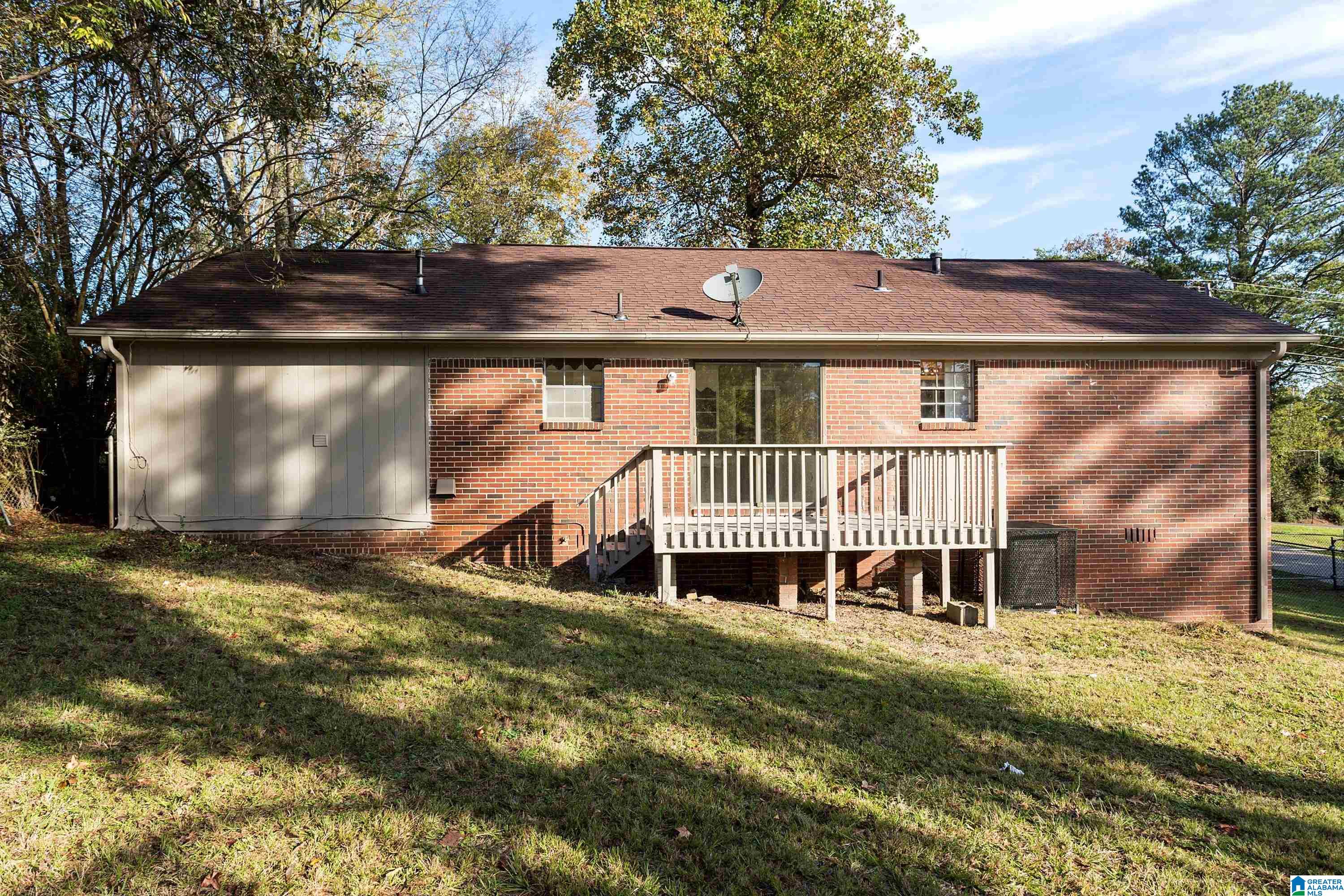 520 ELM STREET SW