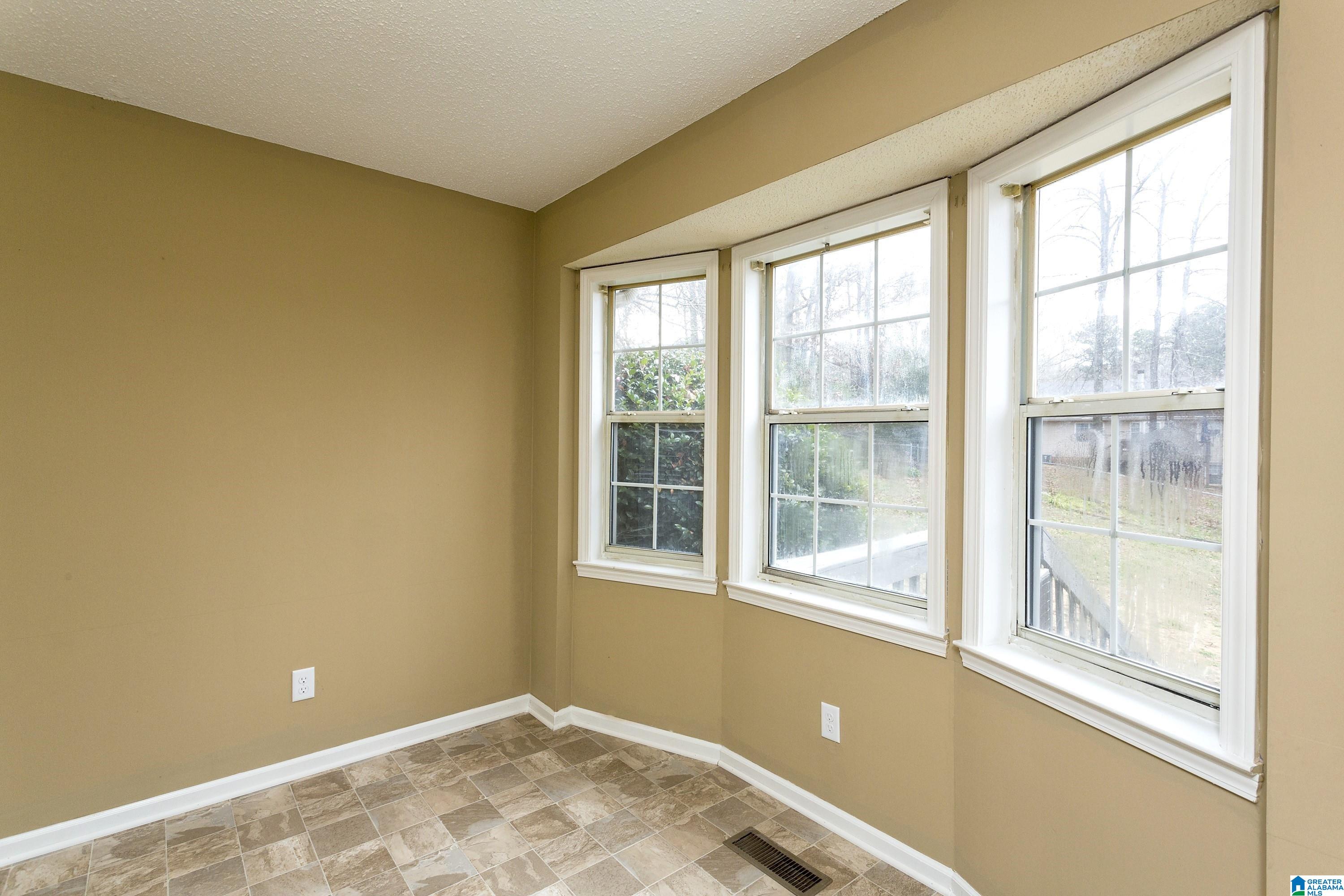 5305 PINSON RIDGE