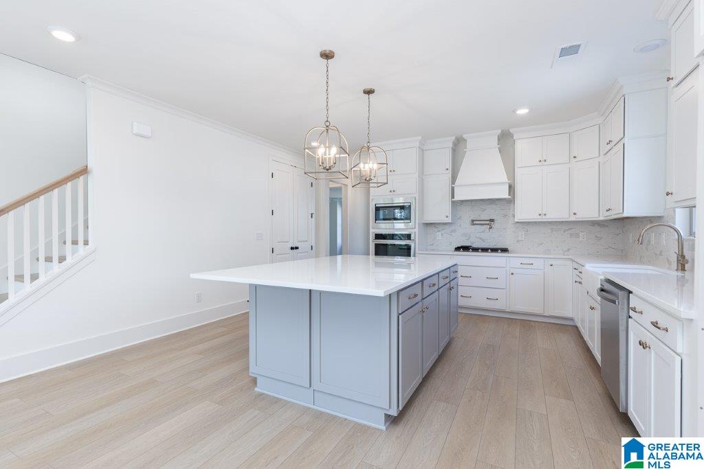 Homes for sale in Hoover, AL | 2 Swann Lane, Hoover, AL 35244 | MLS# 21405616