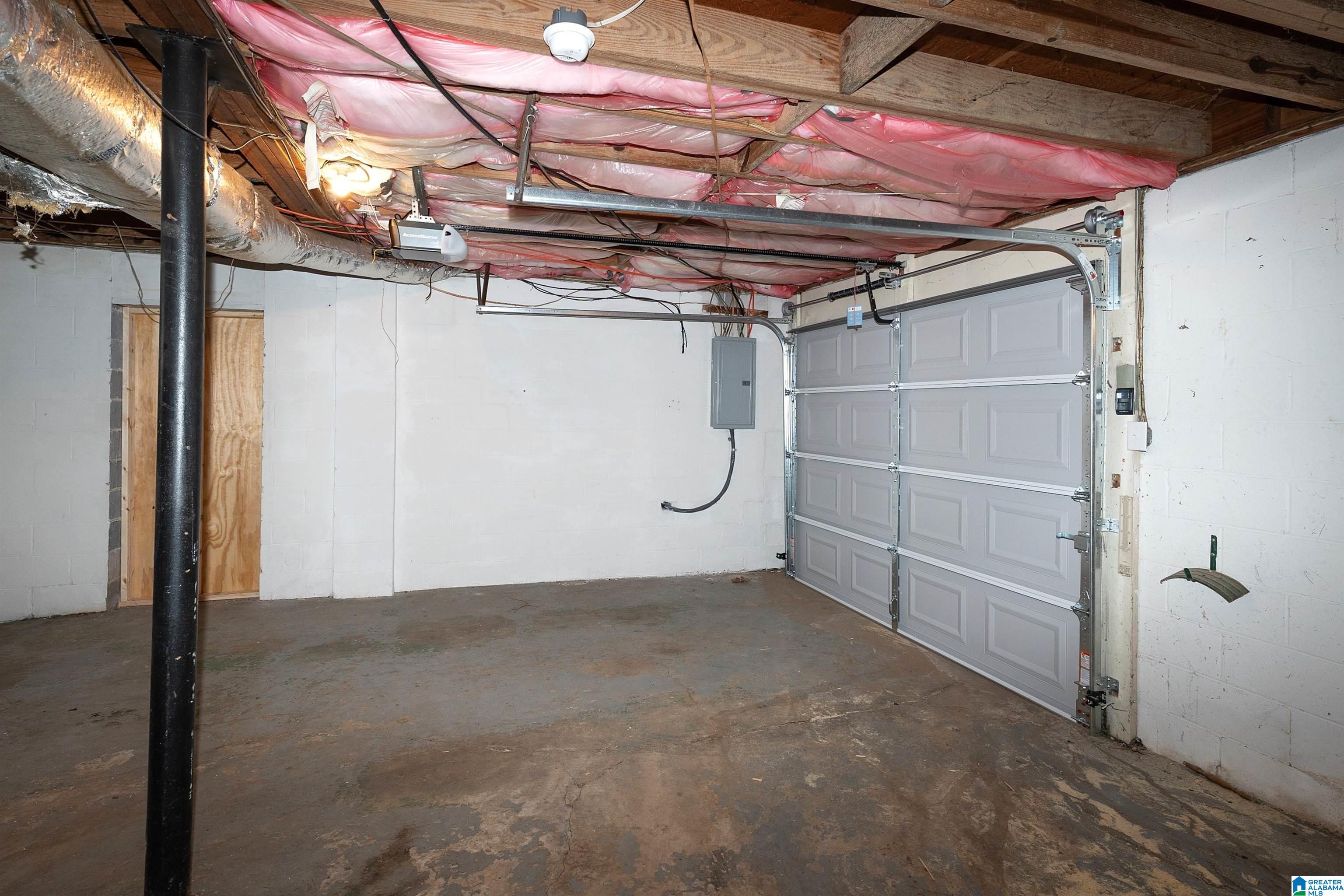 1213 Bowman Road