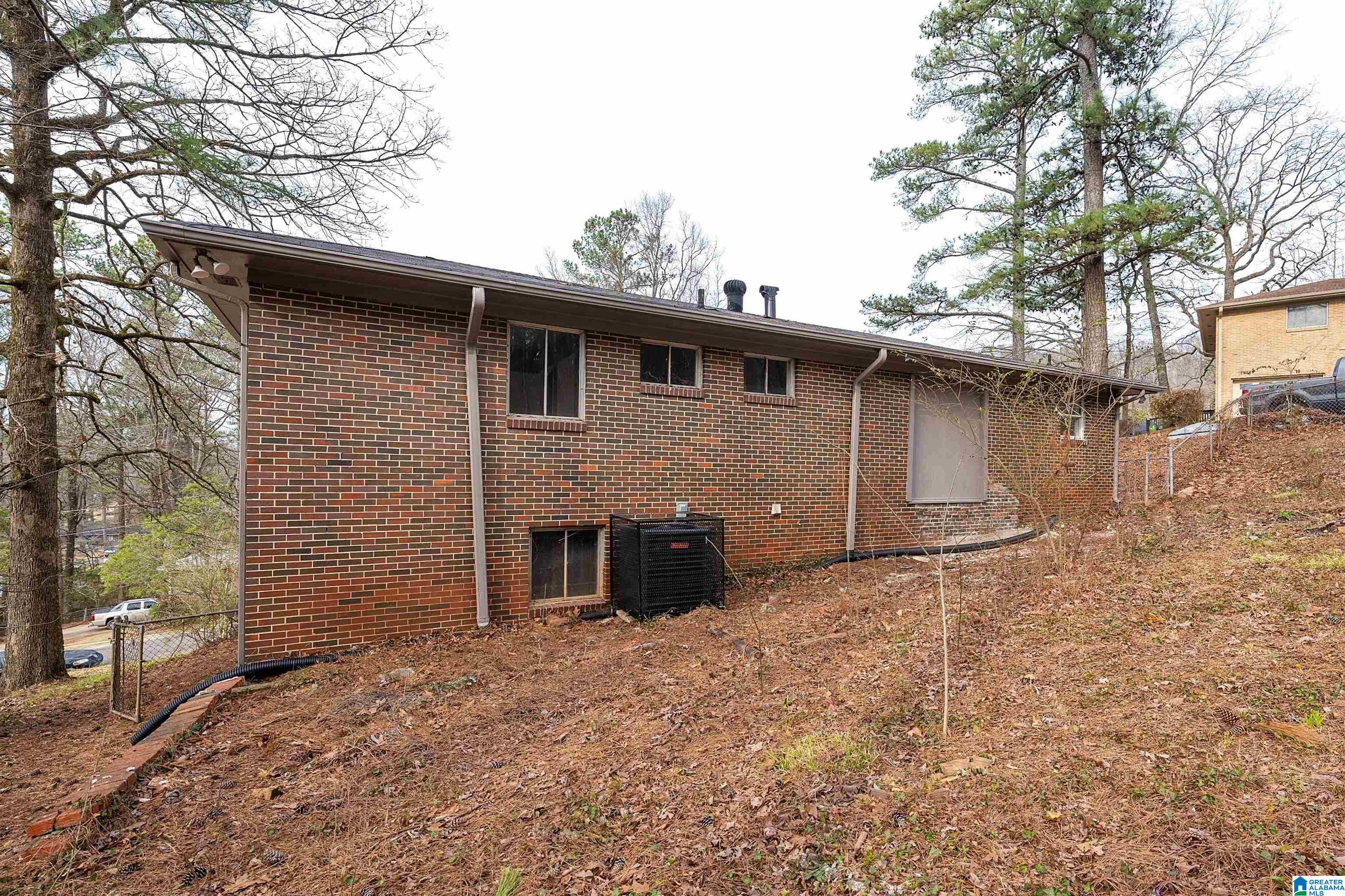 1213 Bowman Road