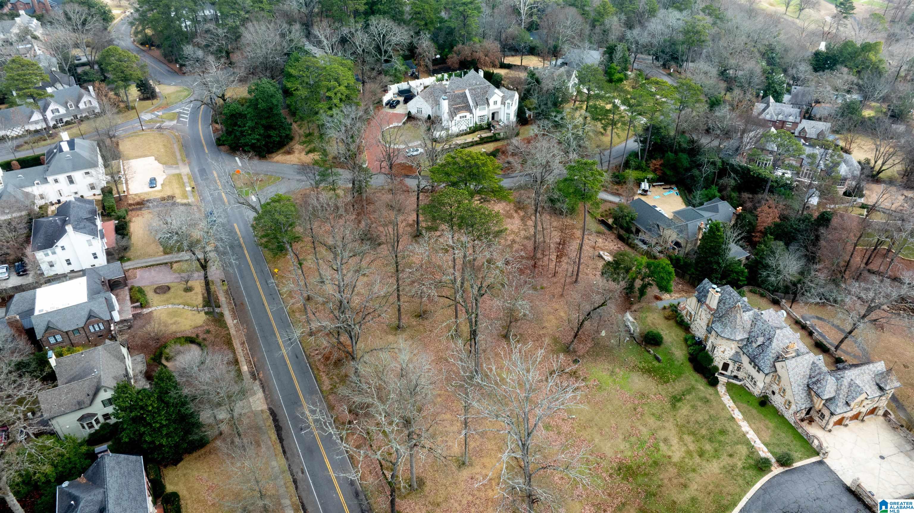 Homes for sale in Mountain Brk, AL | 1705 Somerset Circle, Mountain Brk, AL 35213 | MLS# 21406769