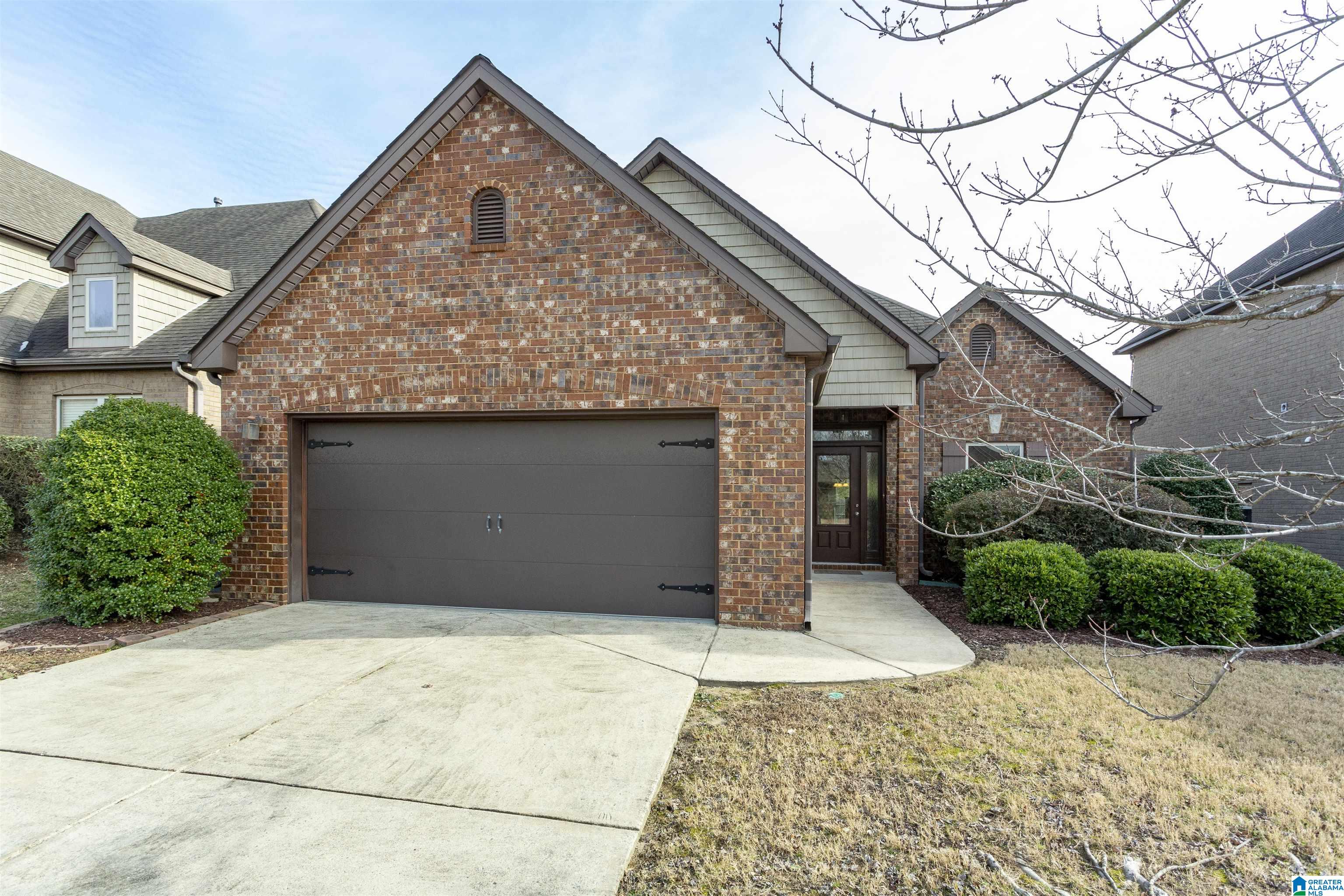 225 GLEN CROSS DRIVE