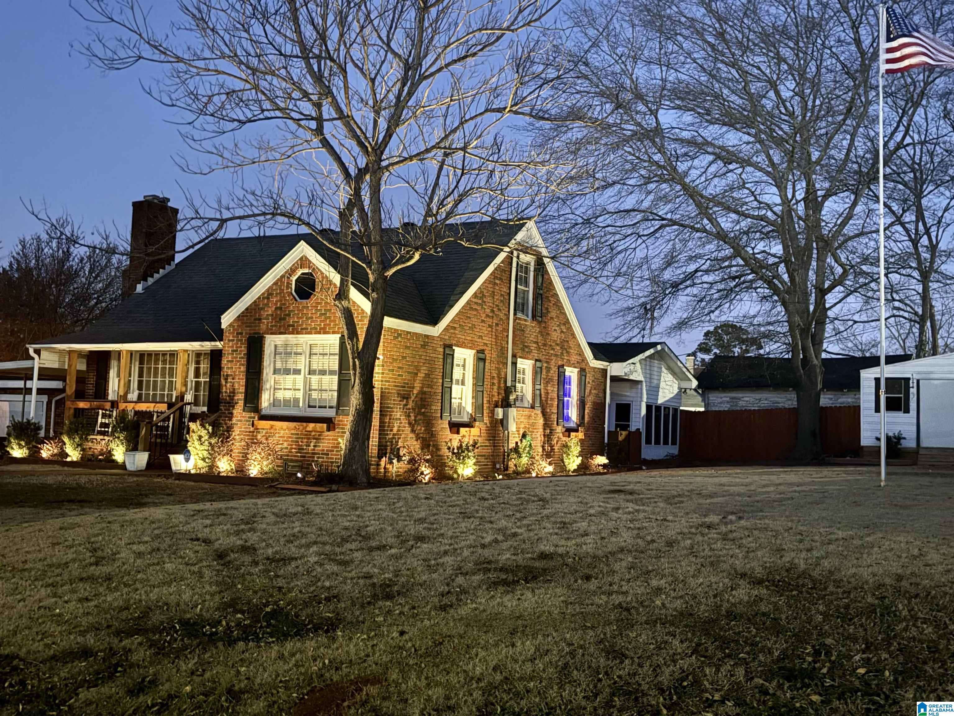 402 ELM STREET