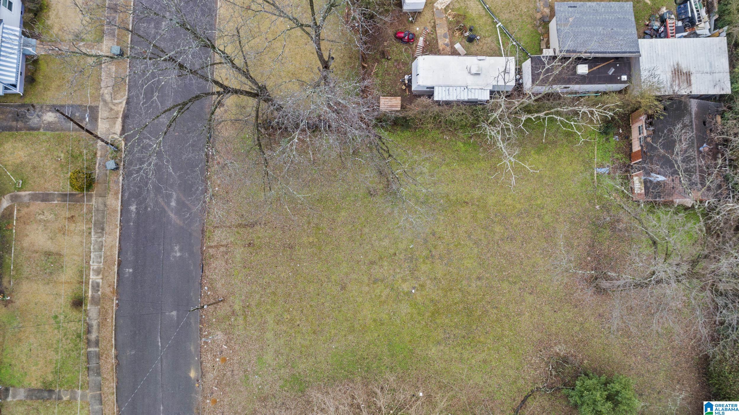 Homes for sale in Birmingham, AL | 2423 Lee Avenue Sw, Birmingham, AL 35211 | MLS# 21407935