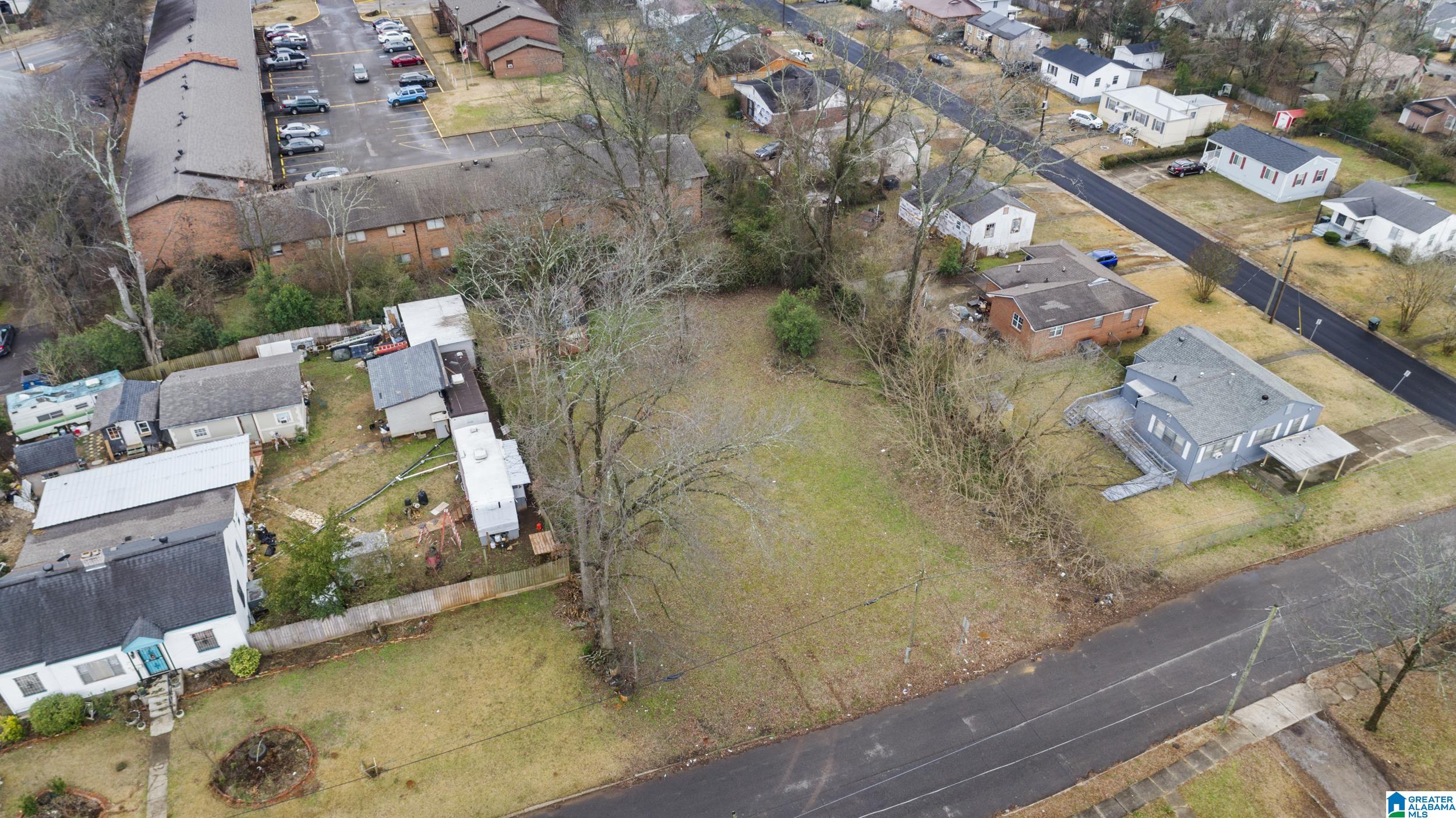 Homes for sale in Birmingham, AL | 2423 Lee Avenue Sw, Birmingham, AL 35211 | MLS# 21407935