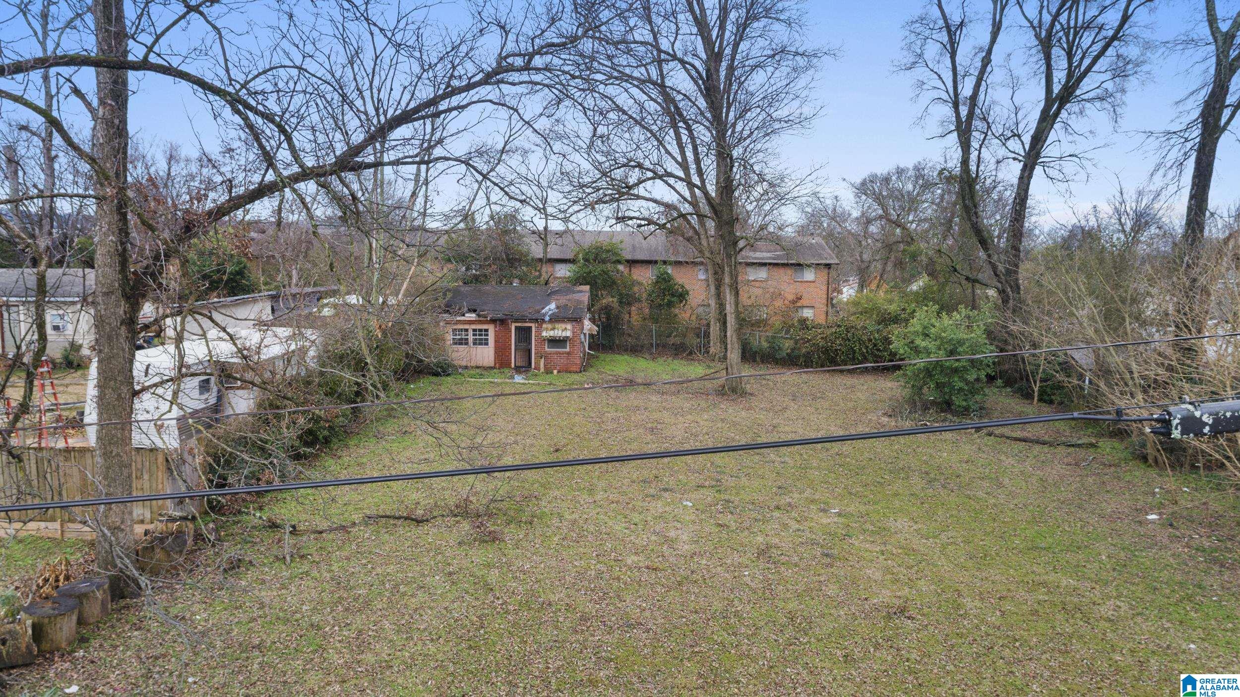 Homes for sale in Birmingham, AL | 2423 Lee Avenue Sw, Birmingham, AL 35211 | MLS# 21407935