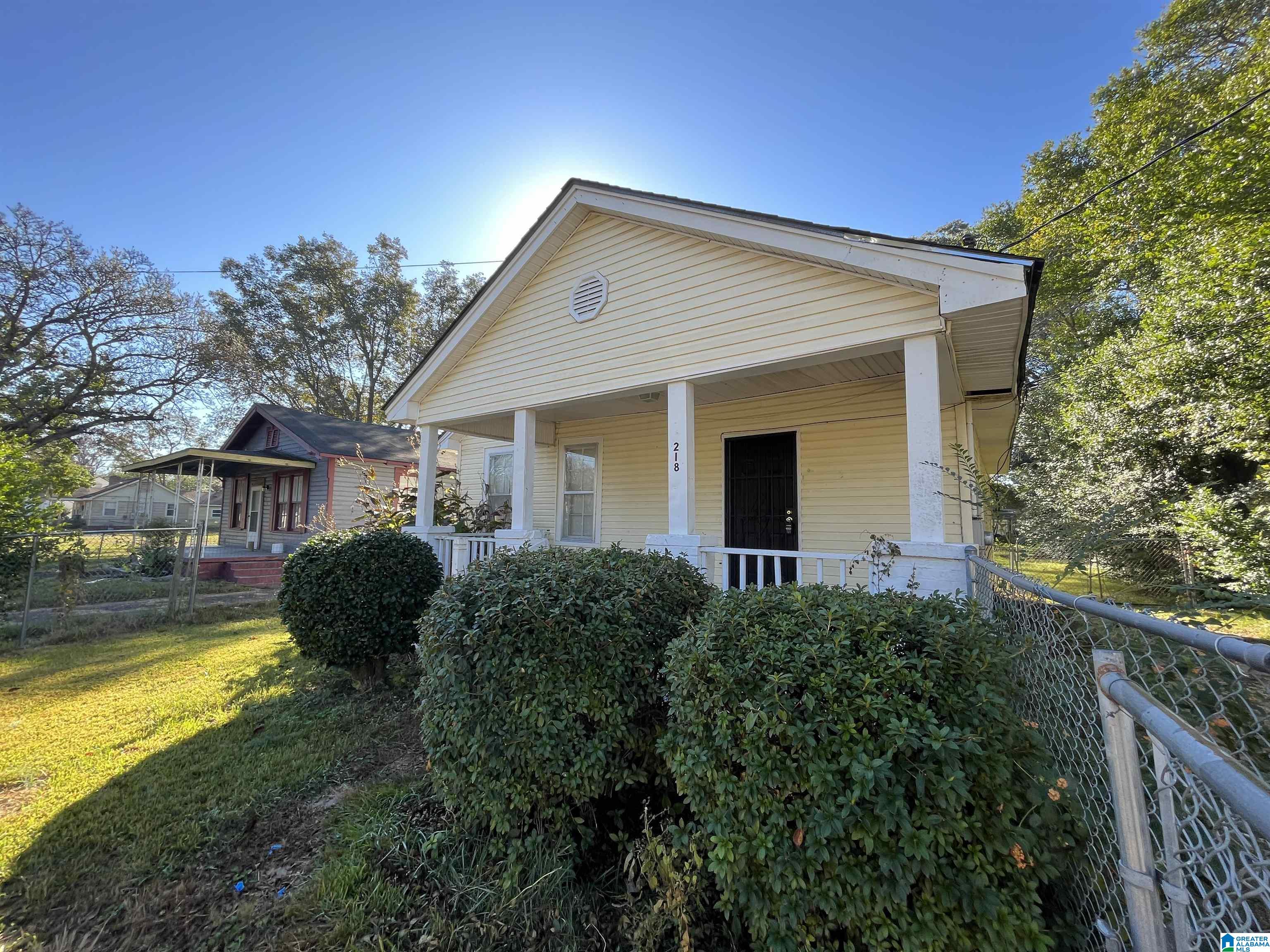 Cute and cozy 2 bedroom,1 bath house. Big fenced backyard and front yard, covered front porch. Minutes from shopping and schools. App fee is $65 per person 18 orolder. Tenants responsible for utilities, yard care, and renters insurance. $15/month HVAC Filter fee. Pets on a case-by-case basis. Approved pets require a $300 non-refundable pet fee, and $30 pet rent per month. All HomeRiver Group residents are enrolled in the Resident Benefits Package (RBP) for $44.95 /month which includes a convenient option for renters insurance, HVAC air filter delivery (for applicable properties), credit building to help boost your credit score with timely rent payments, $1M Identity Protection, move-in concierge service making utility connection and home service setup a breeze during your move-in, our best-in-class resident rewards program, and much more! More details will be provided upon application.