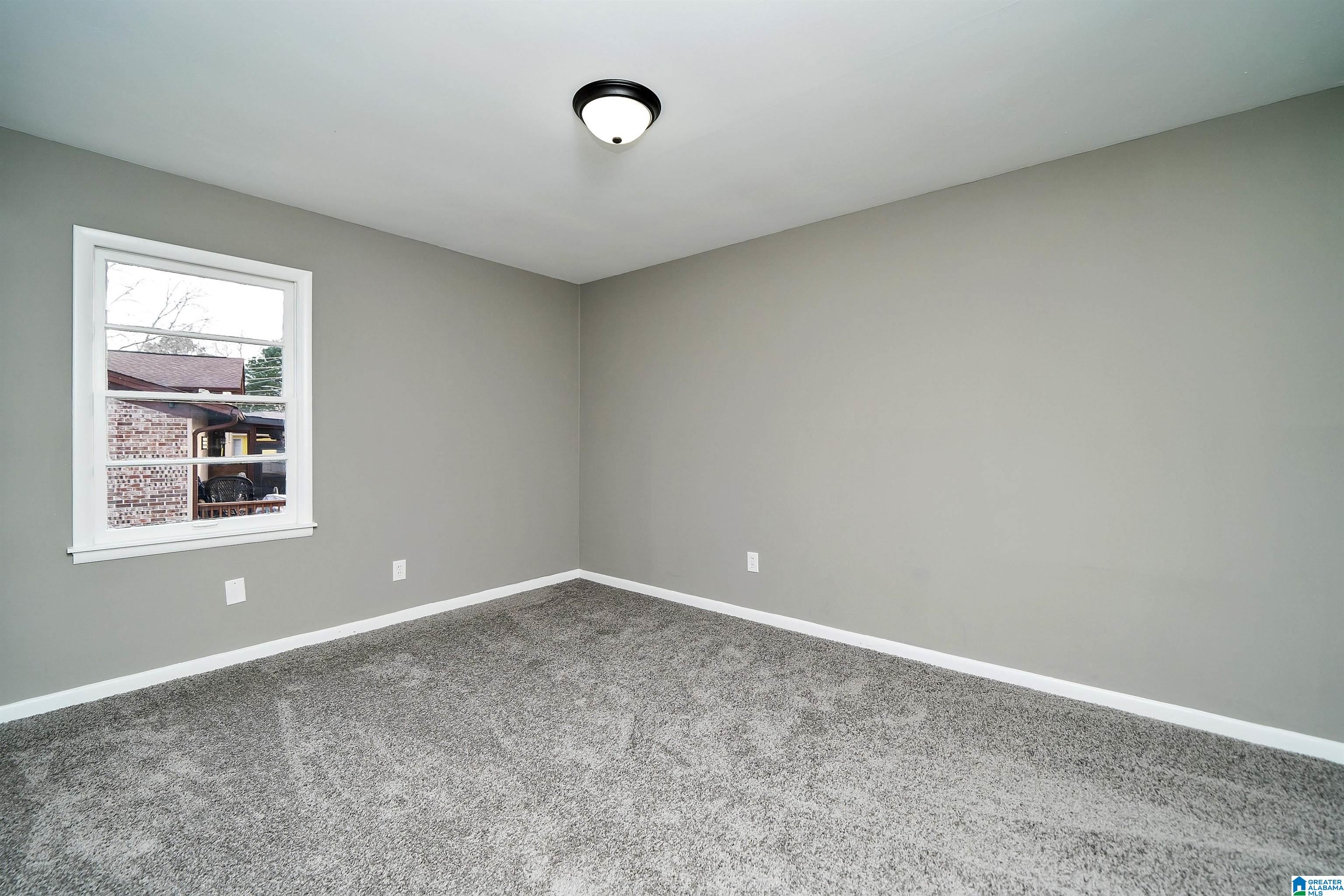 1236 Winnetka Way