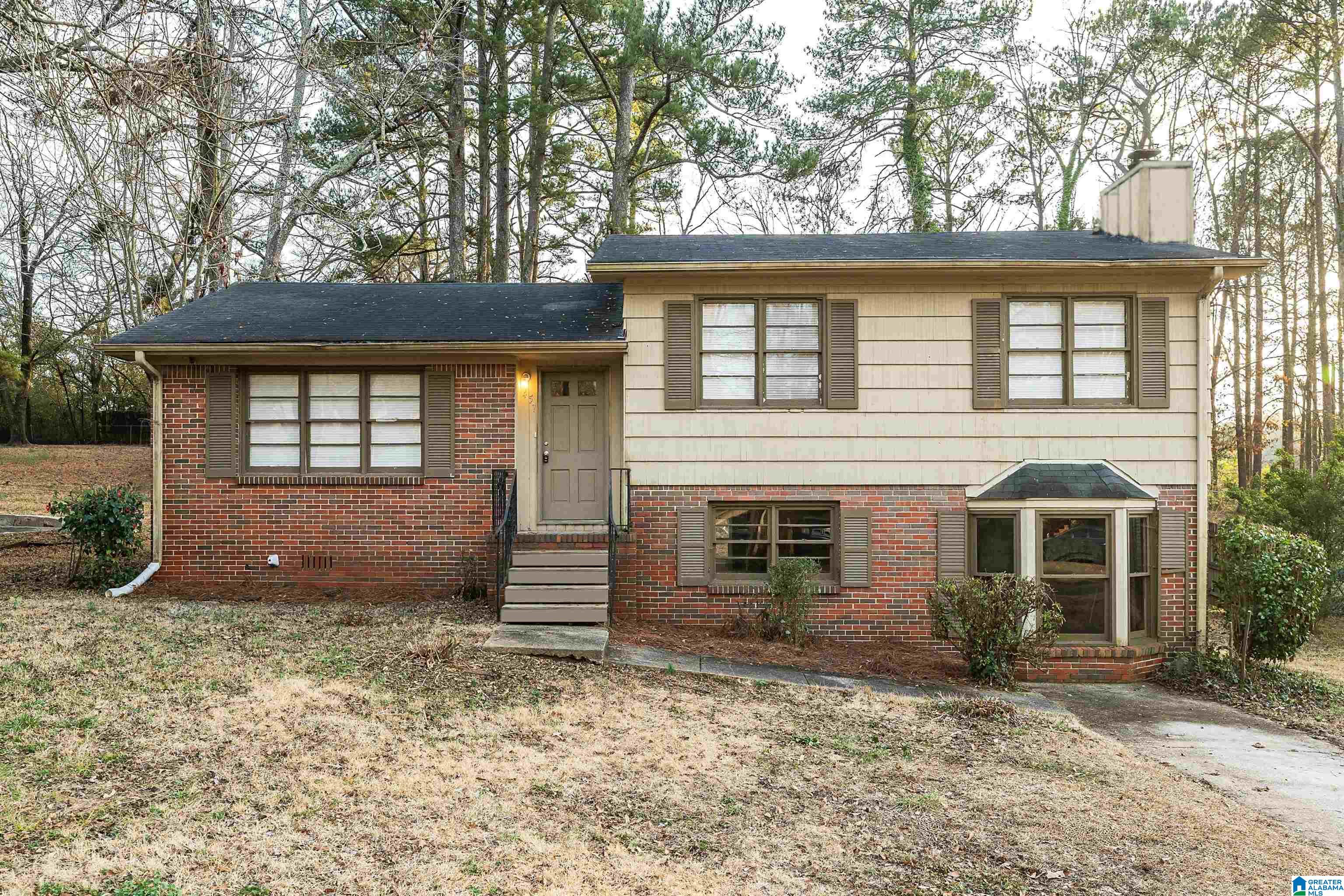 457 Azalea Way