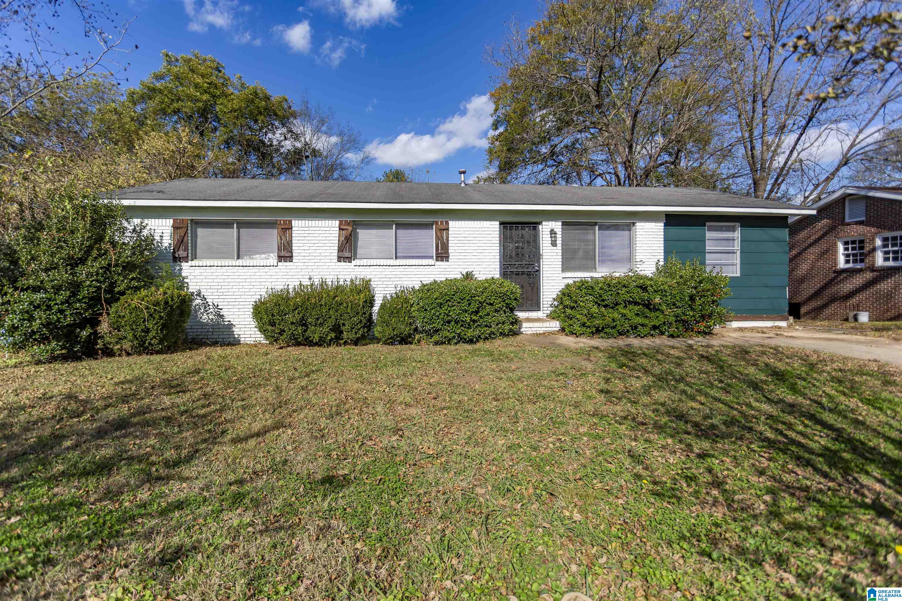 Homes for sale in Birmingham, AL | 3212 Lee Court Sw, Birmingham, AL 35221 | MLS# 21408828