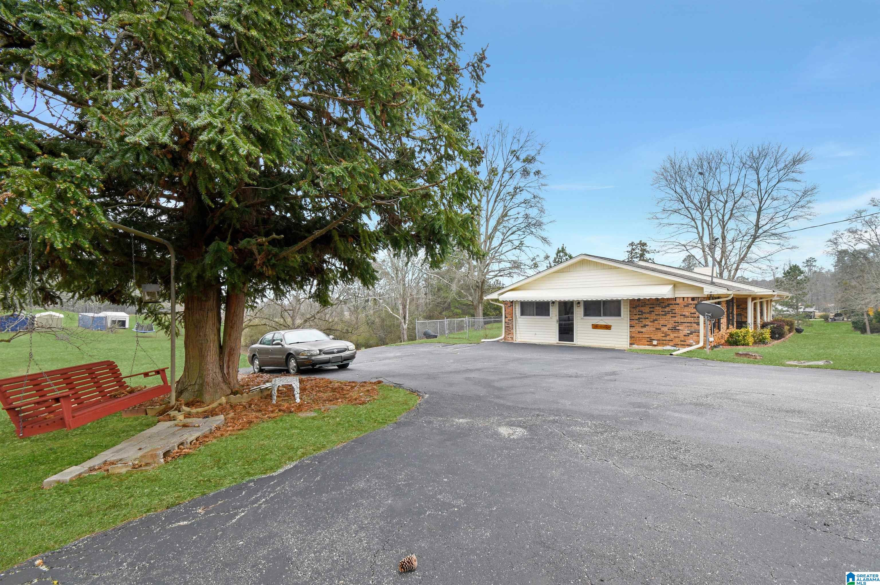 Homes for sale in Thorsby, AL | 63 Mississippi Avenue, Thorsby, AL 35171 | MLS# 21410595