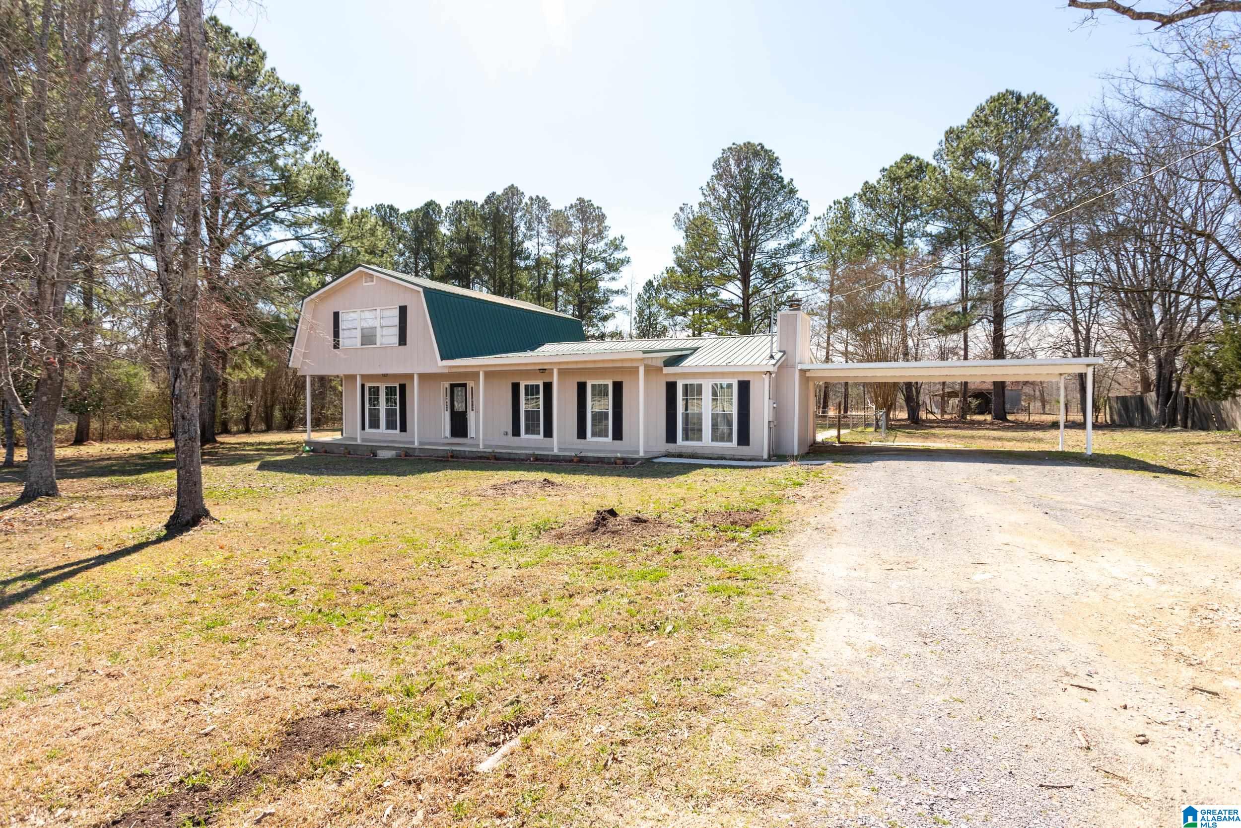 Homes for sale in Ashville, AL | 7916 County Road 31, Ashville, AL 35953 | MLS# 21411282