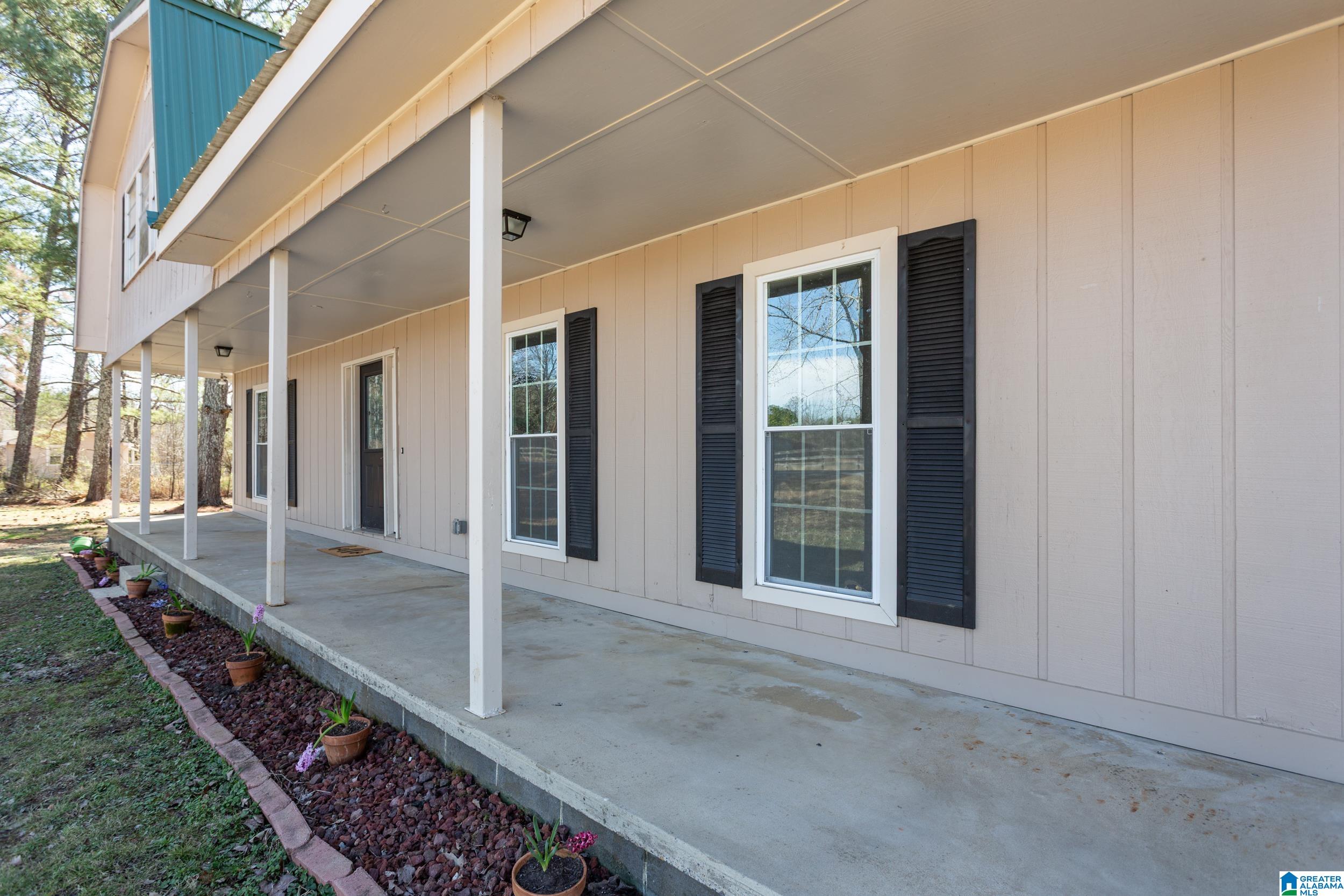 Homes for sale in Ashville, AL | 7916 County Road 31, Ashville, AL 35953 | MLS# 21411282