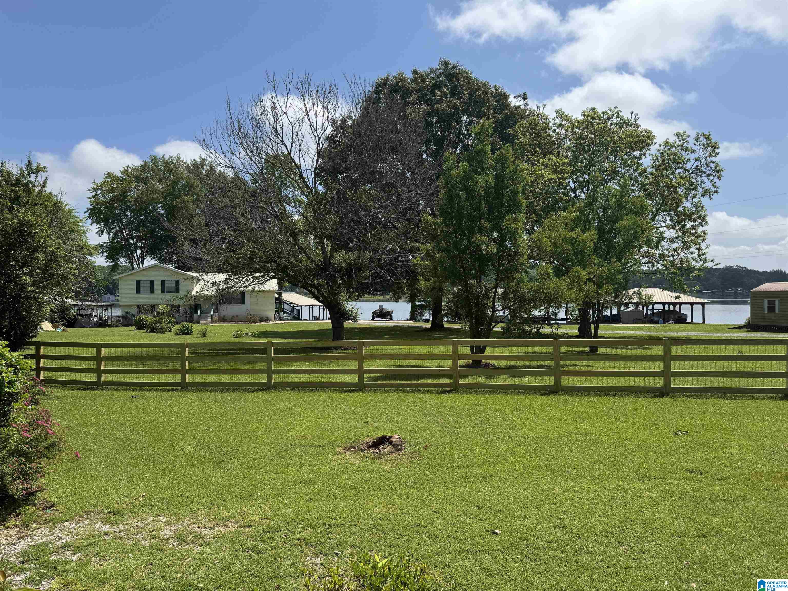 Homes for sale in Wilsonville, AL | 465 Lokey Lane, Wilsonville, AL 35186 | MLS# 21414477