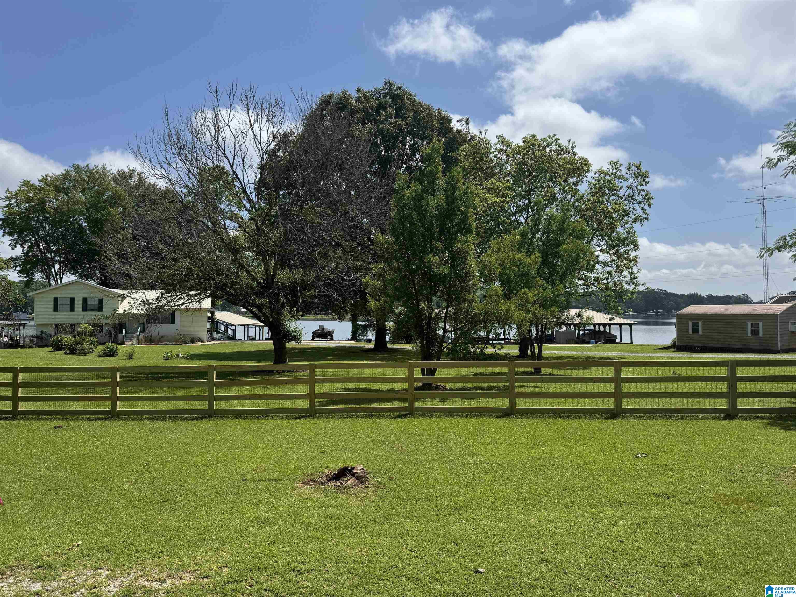 Homes for sale in Wilsonville, AL | 465 Lokey Lane, Wilsonville, AL 35186 | MLS# 21414477