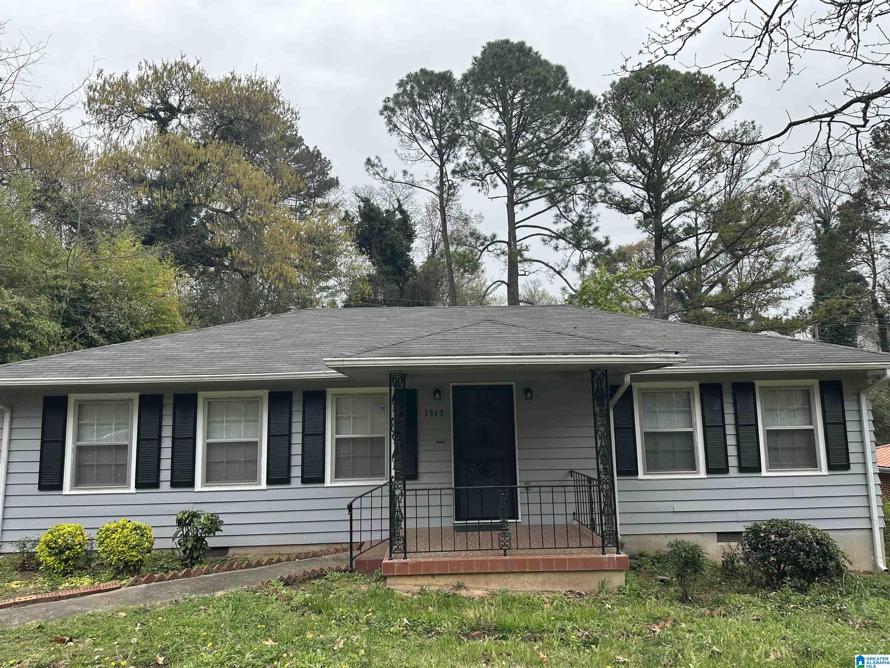 1317 JOHNSTON DRIVE