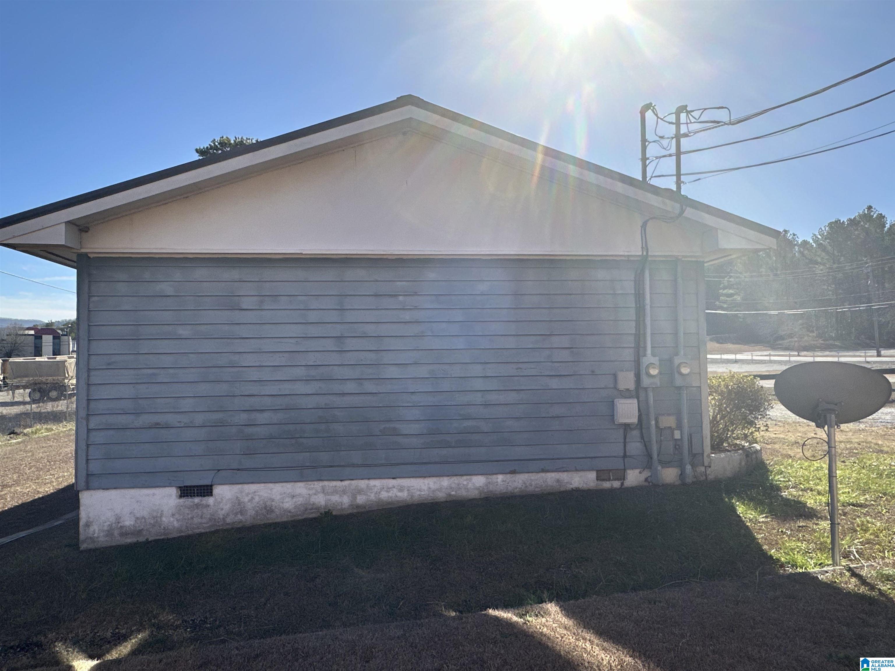 Homes for sale in Jacksonville, AL | 1460 1st Avenue Sw, Jacksonville, AL 36265 | MLS# 21415700