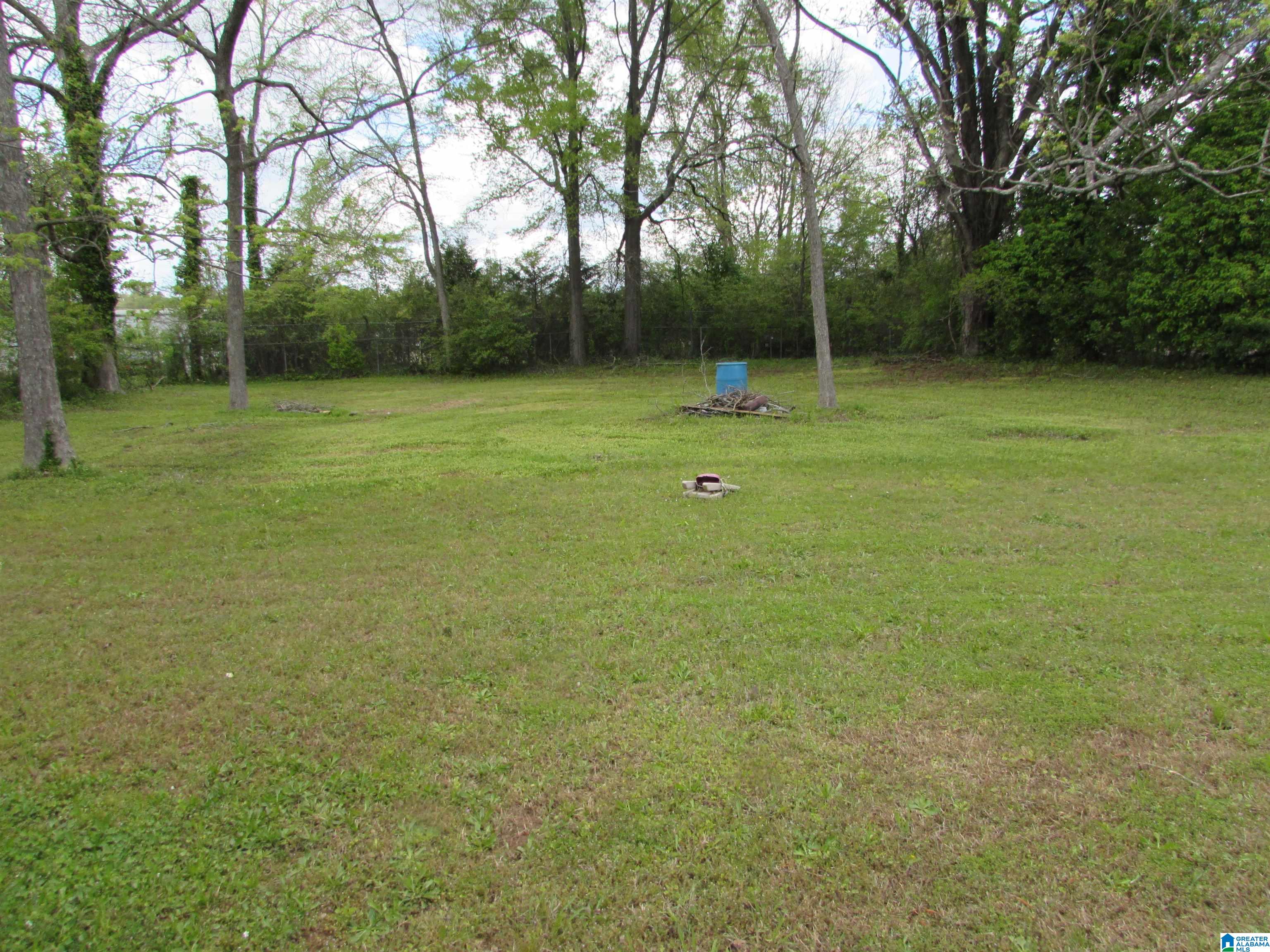 Homes for sale in Anniston, AL | 1700 Glenaddie Avenue, Anniston, AL 36201 | MLS# 21415727