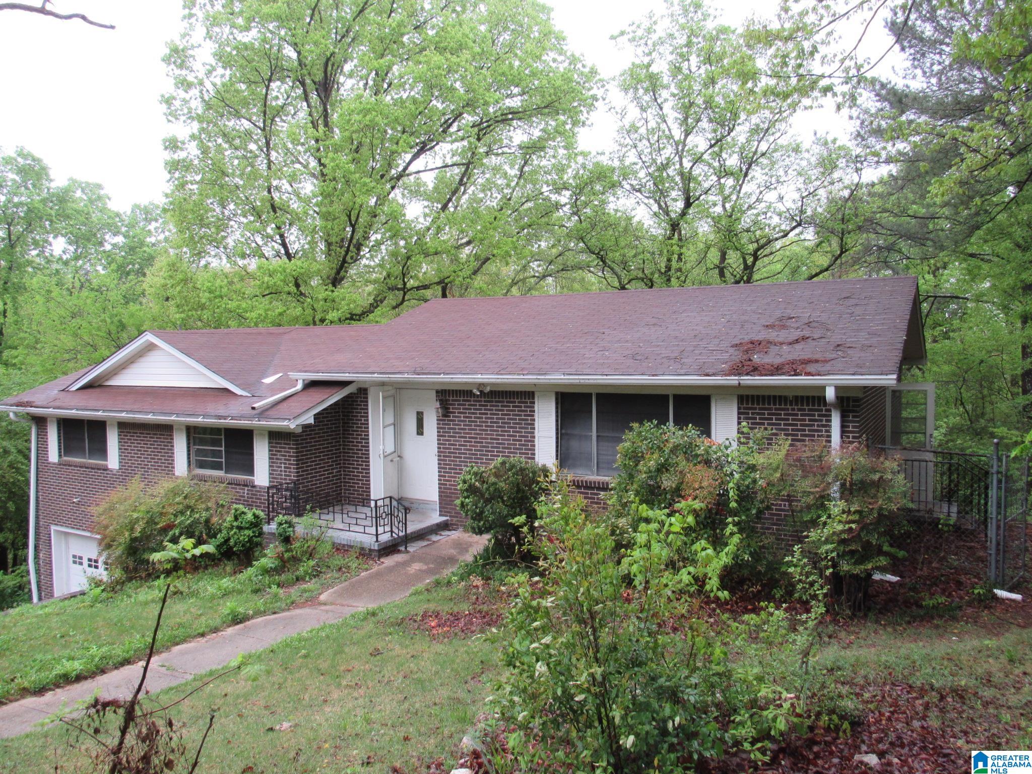 Homes for sale in Center Point, AL | 608 27th Avenue Nw, Center Point, AL 35215 | MLS# 21415928