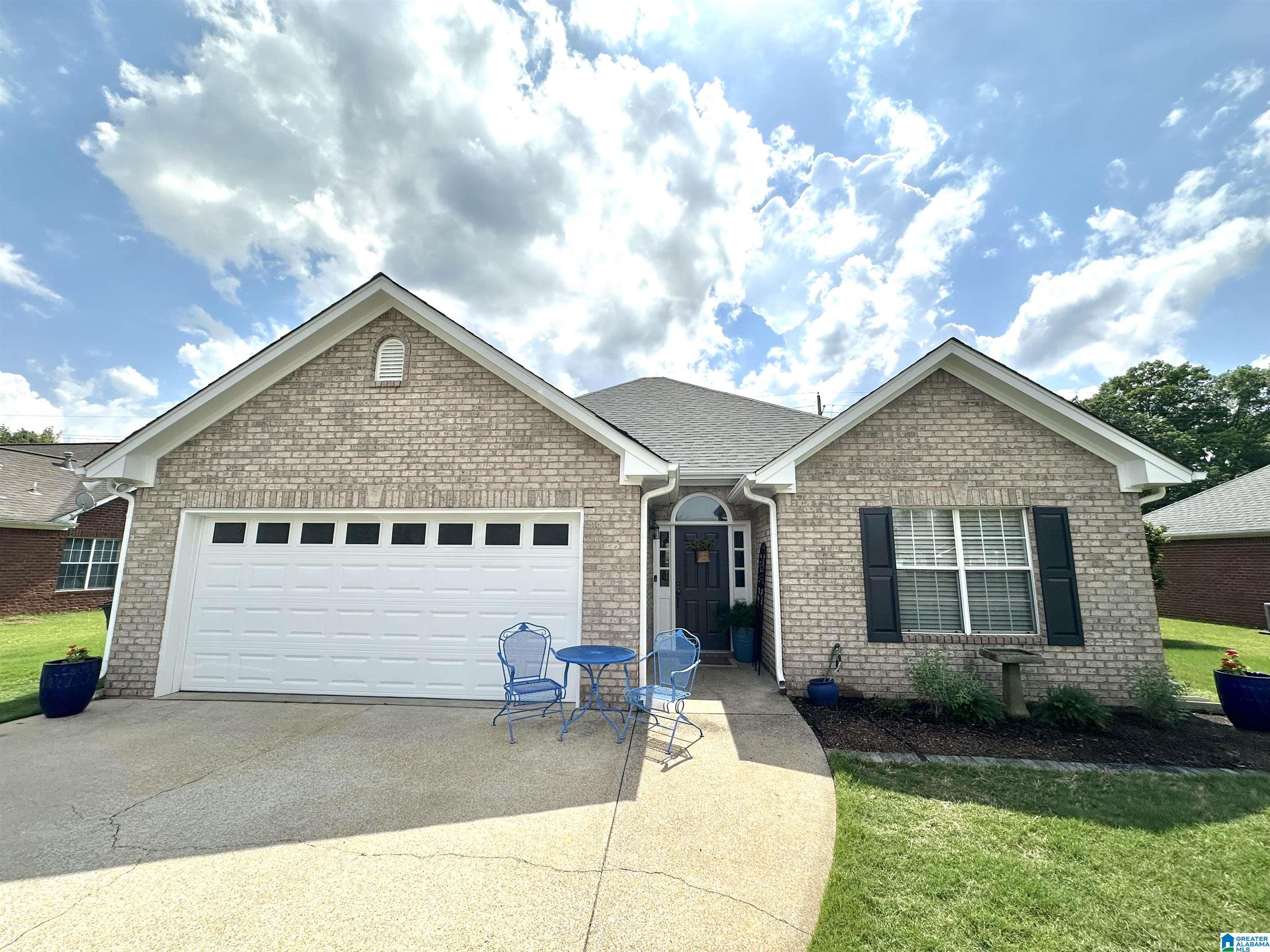 Homes for sale in Helena, AL | 231 Hickory Point Lane, Helena, AL 35080 | MLS# 21416836