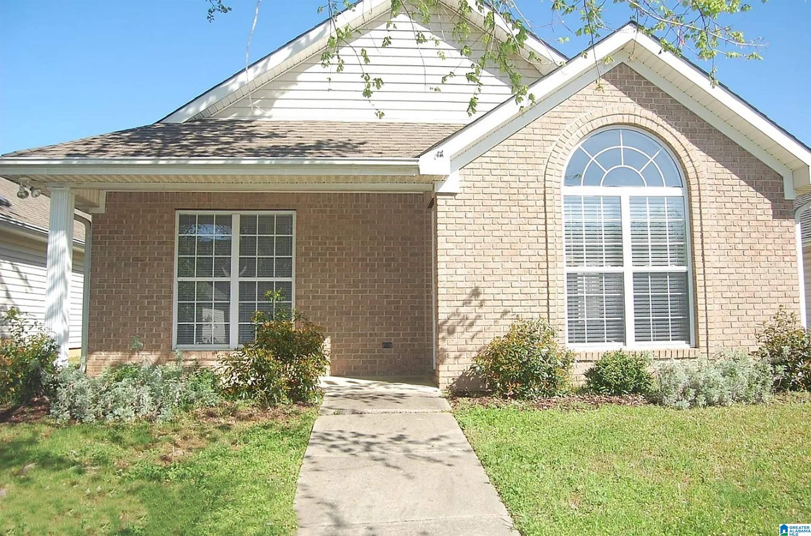 1060 Village Trail