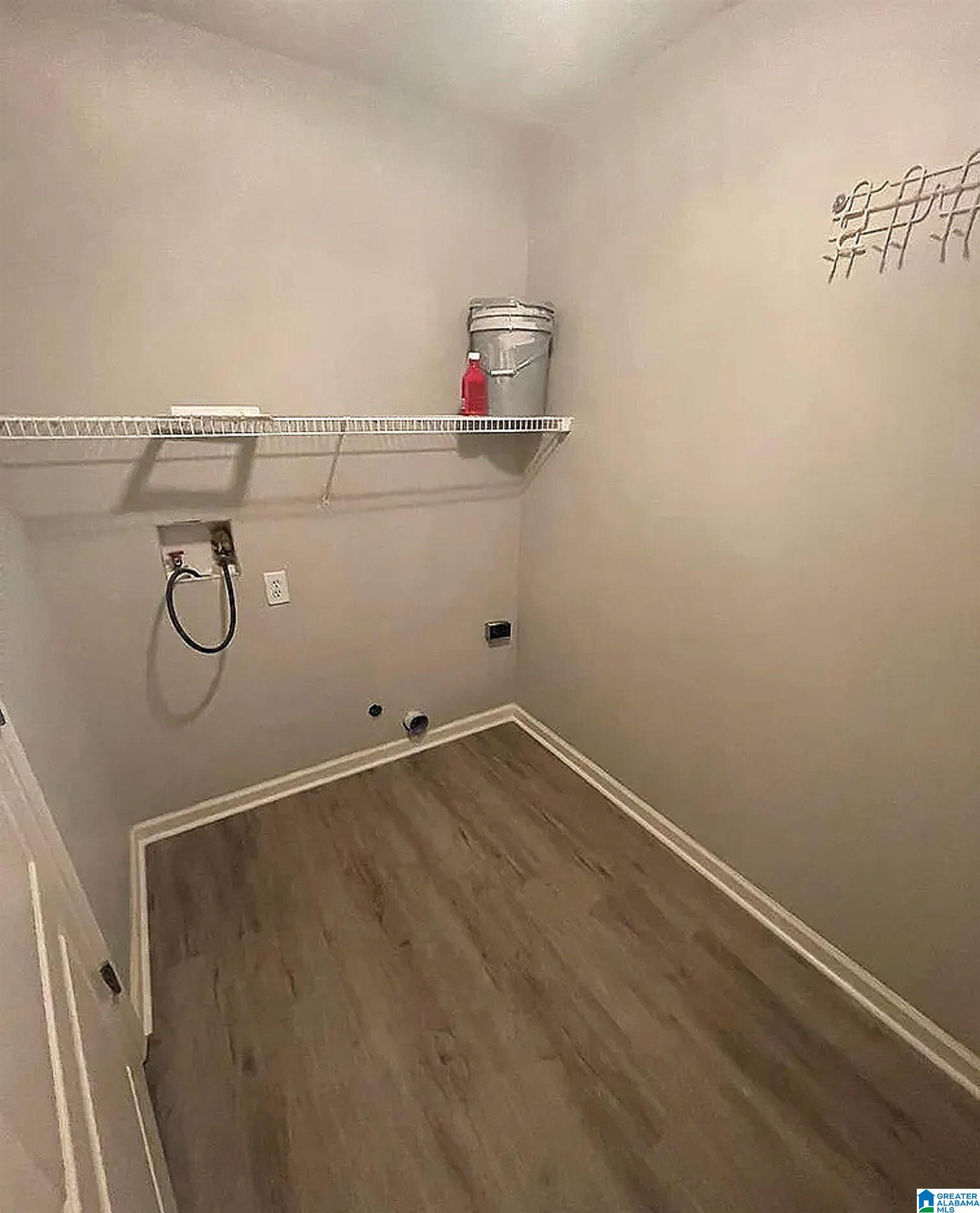 1060 Village Trail