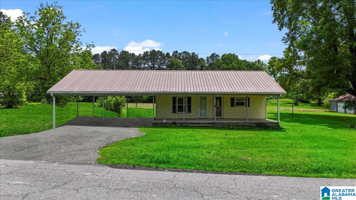 Homes for sale in Hanceville, AL | 414 Edmondson Road Ne, Hanceville, AL 35077 | MLS# 21417657