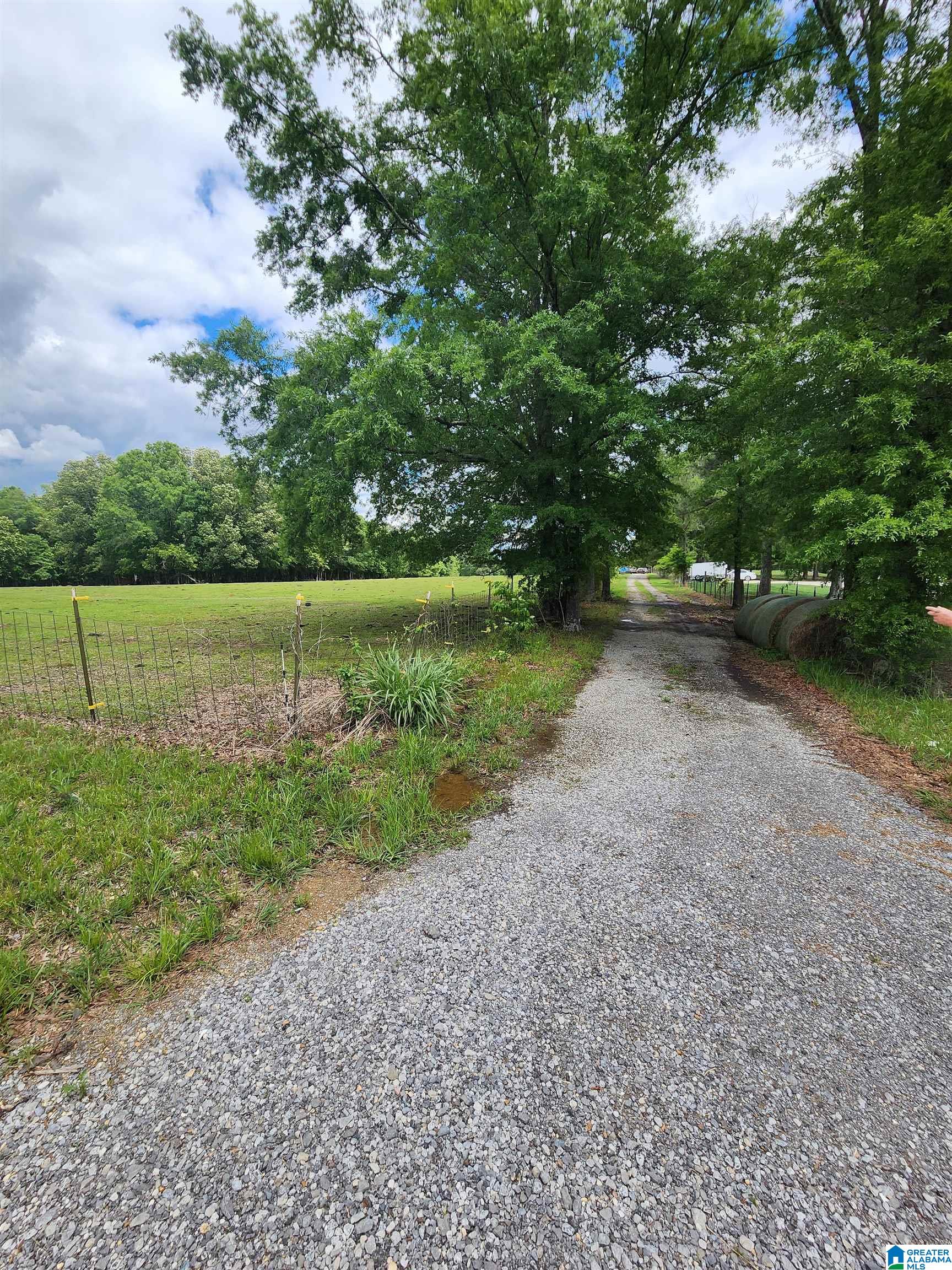 305 STOLLE FARM ROAD