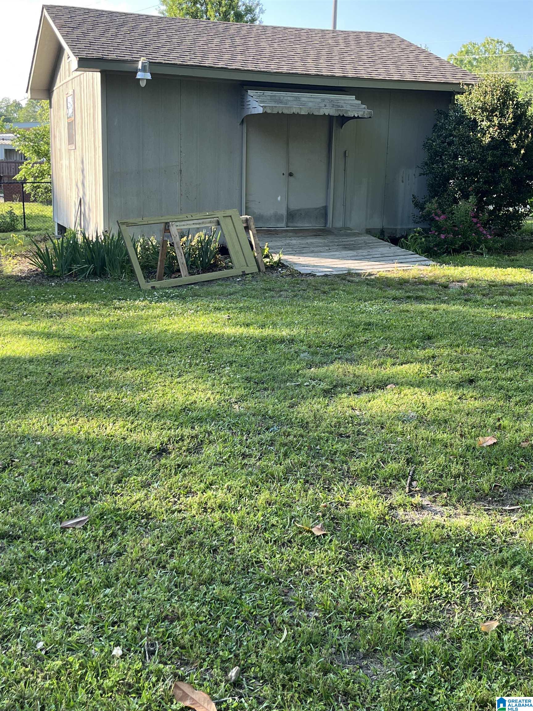 Homes for sale in Clanton, AL | 1003 7Th Street S, Clanton, AL 35045 | MLS# 21418514