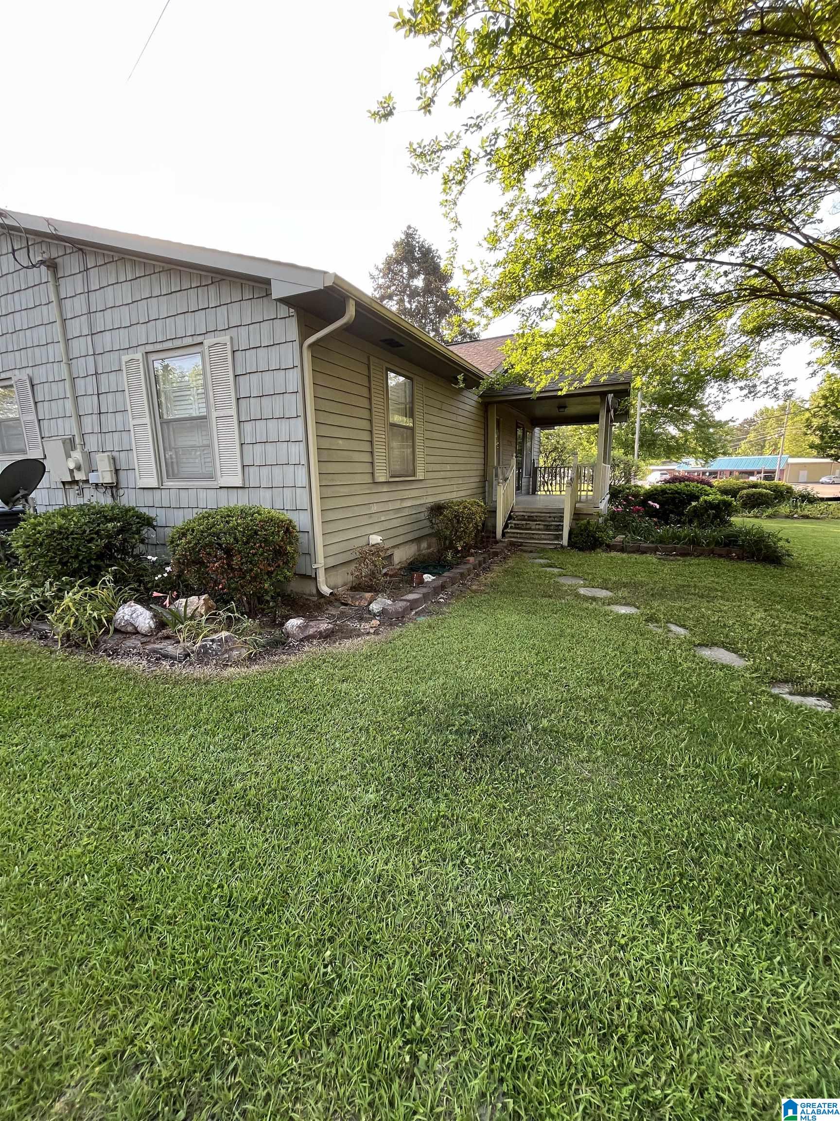 Homes for sale in Clanton, AL | 1003 7Th Street S, Clanton, AL 35045 | MLS# 21418514