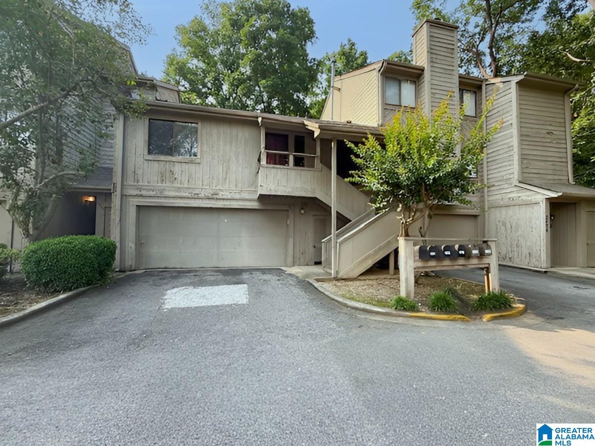 2424 MALLARD DRIVE