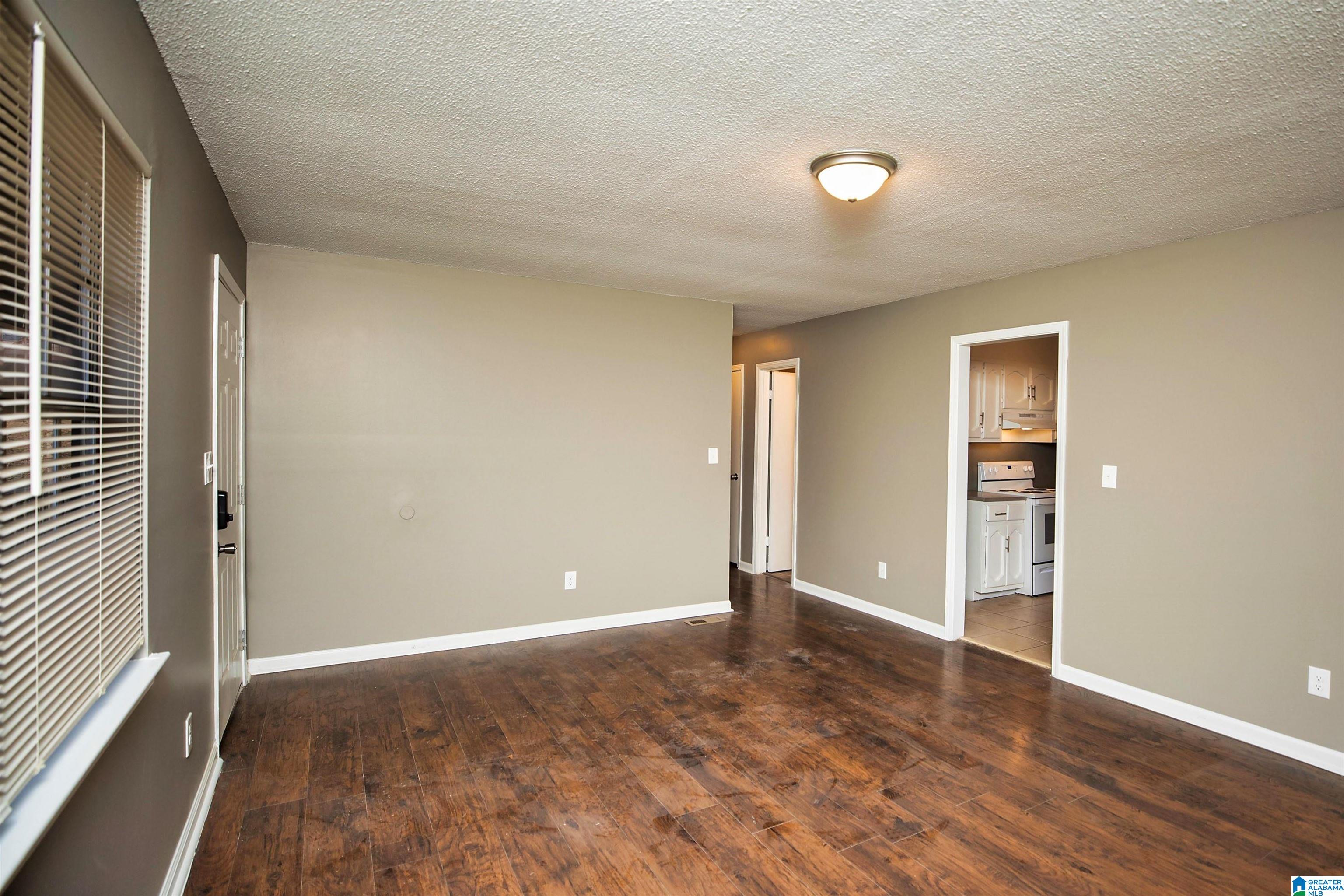 1533 6th Place NW