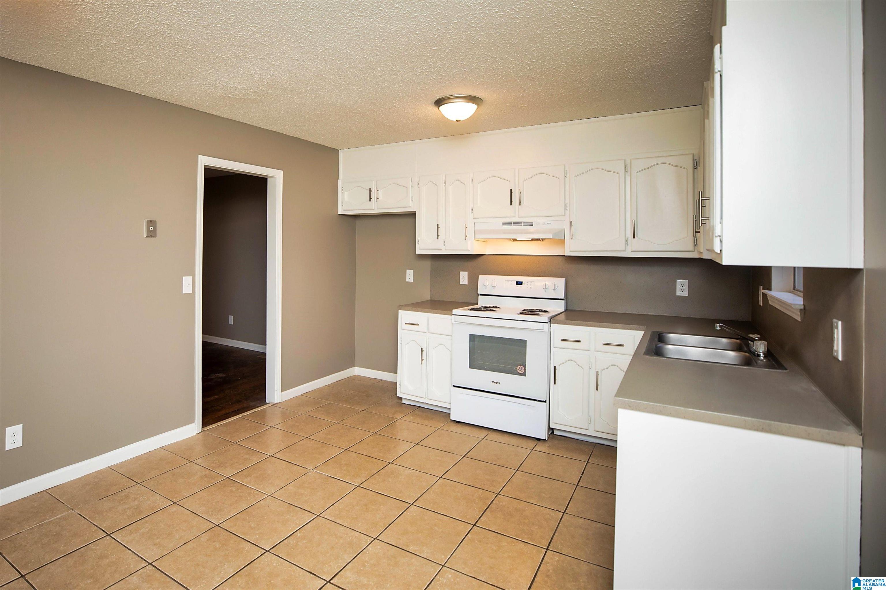 1533 6th Place NW