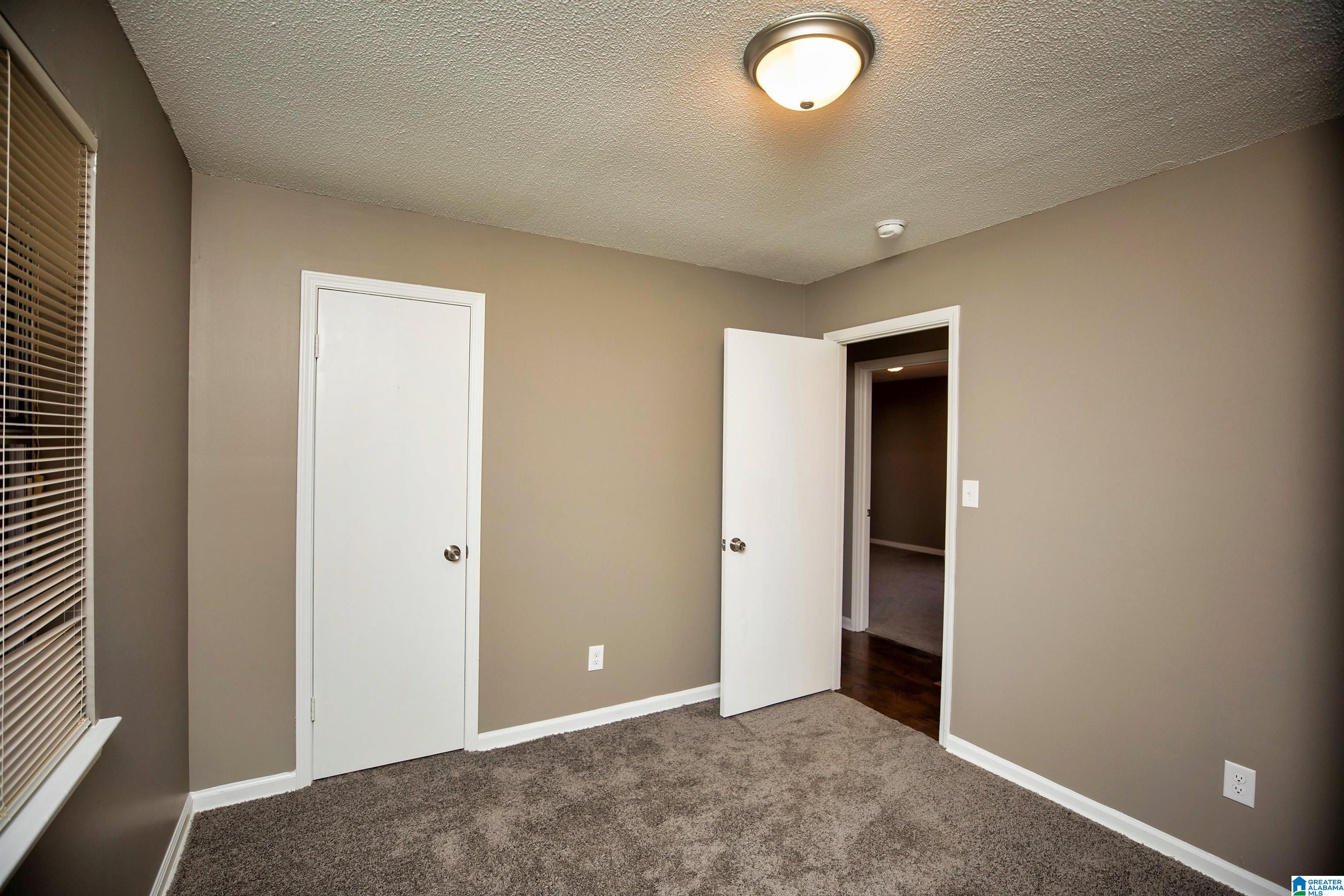 1533 6th Place NW